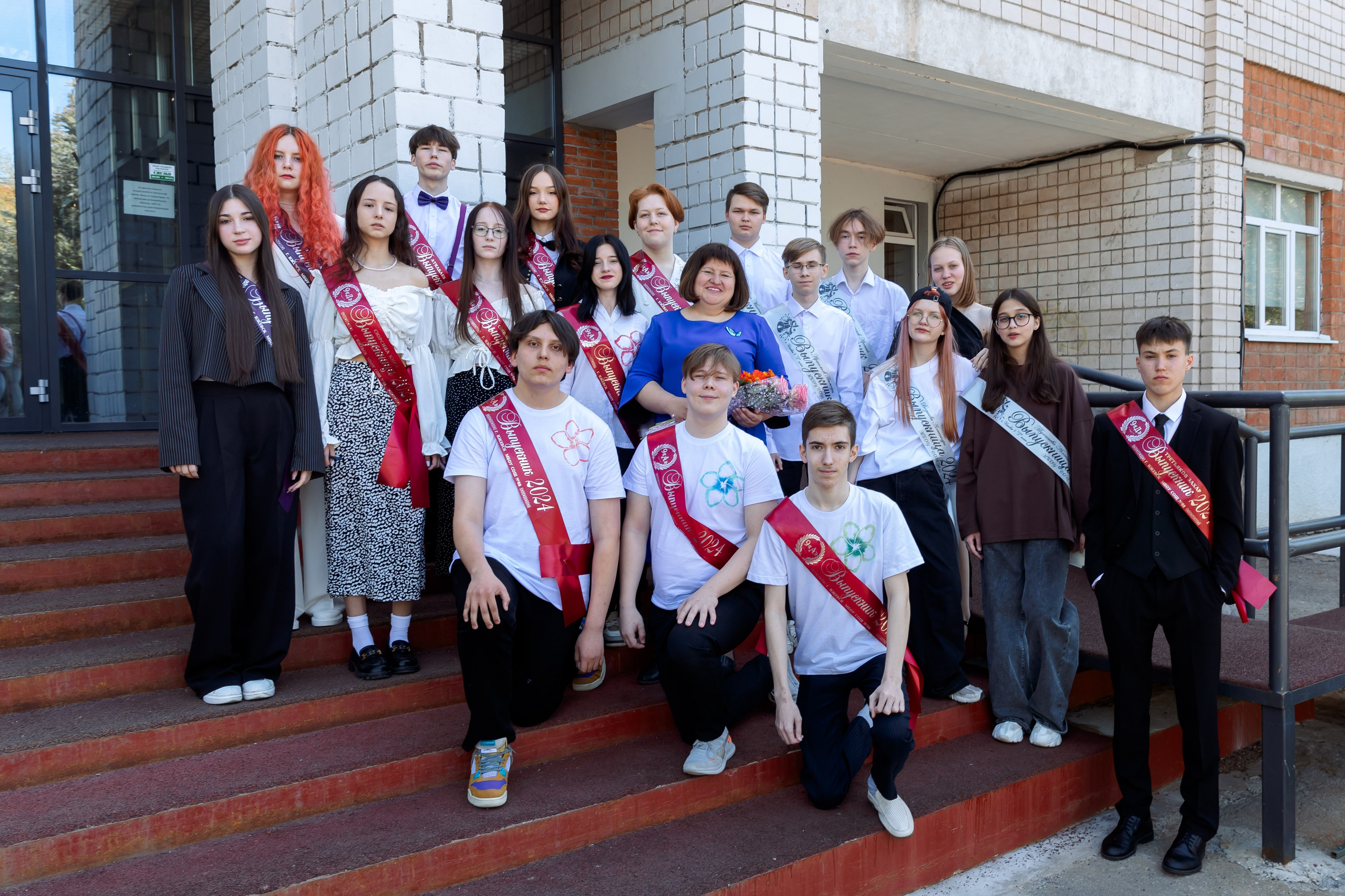 Выпускной шк 88 9-е кл. 24.05.2024. Свадебный и Семейный фотограф г. Ижевск Гульназ Солдатова. Гульназ фото