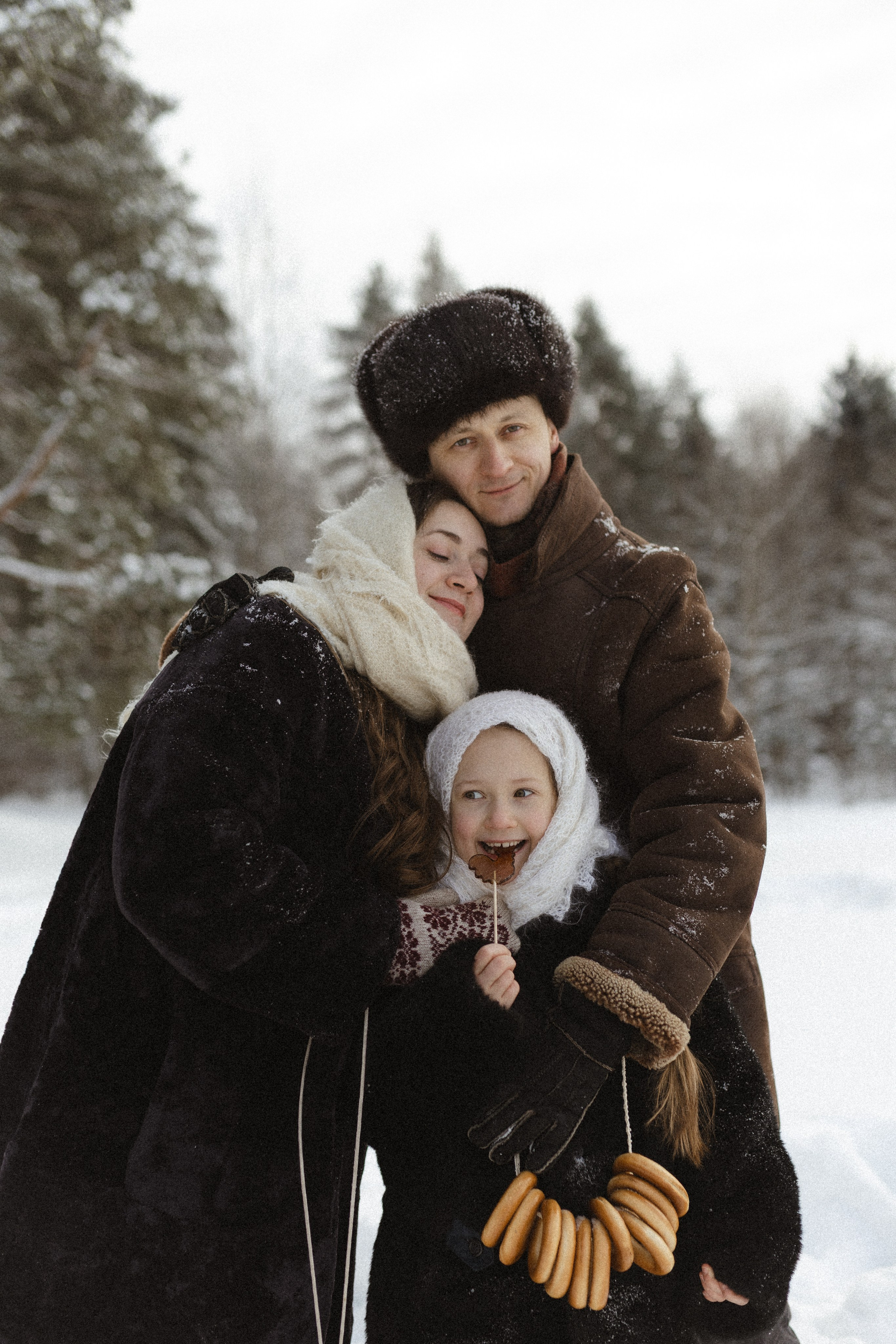 Зима не холодная, когда рядом свои. Семейный фотограф в Москве Алина Савченко