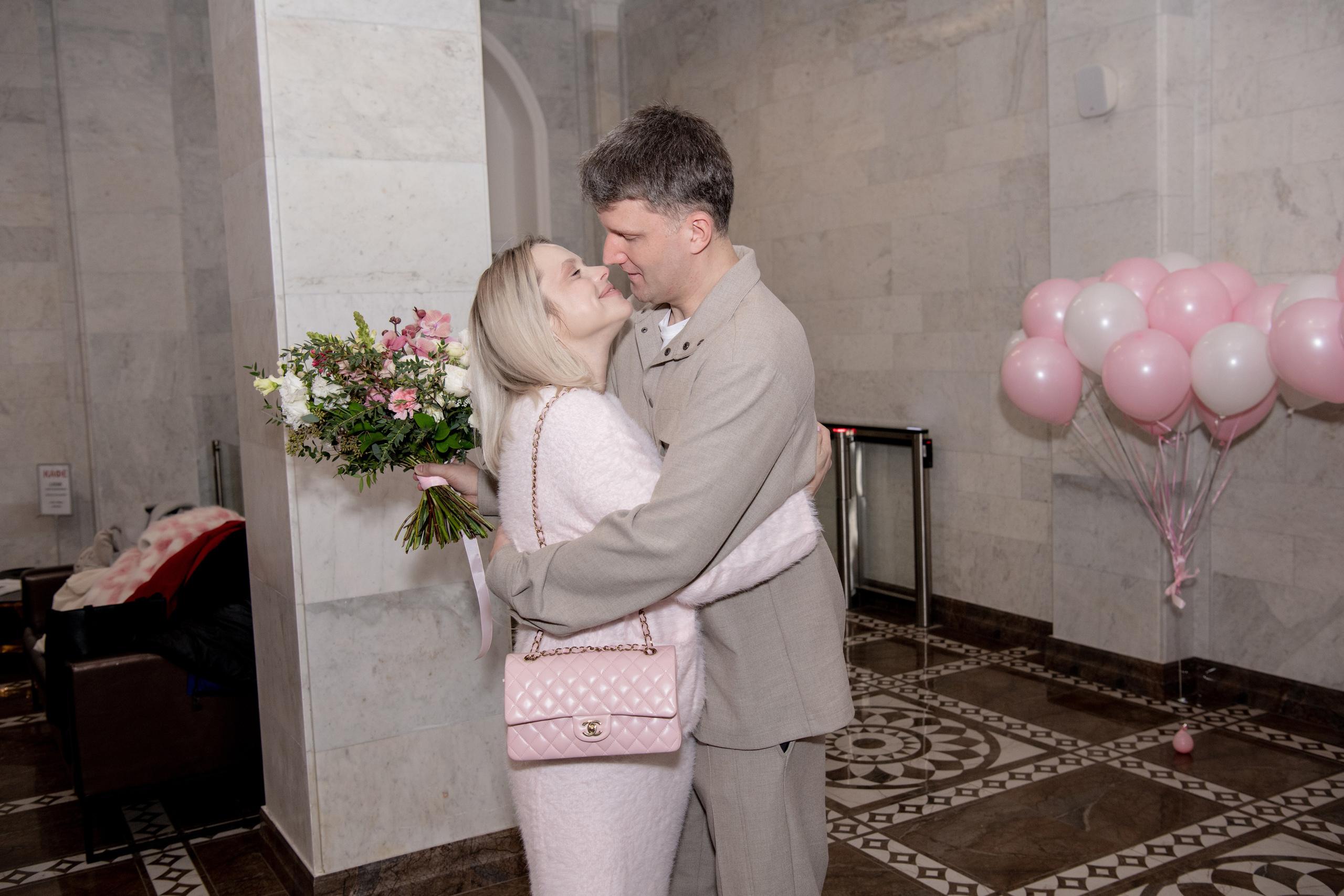 Выписка Киры. Снегиревка. Фотограф на выписку из роддома в Москве и МО