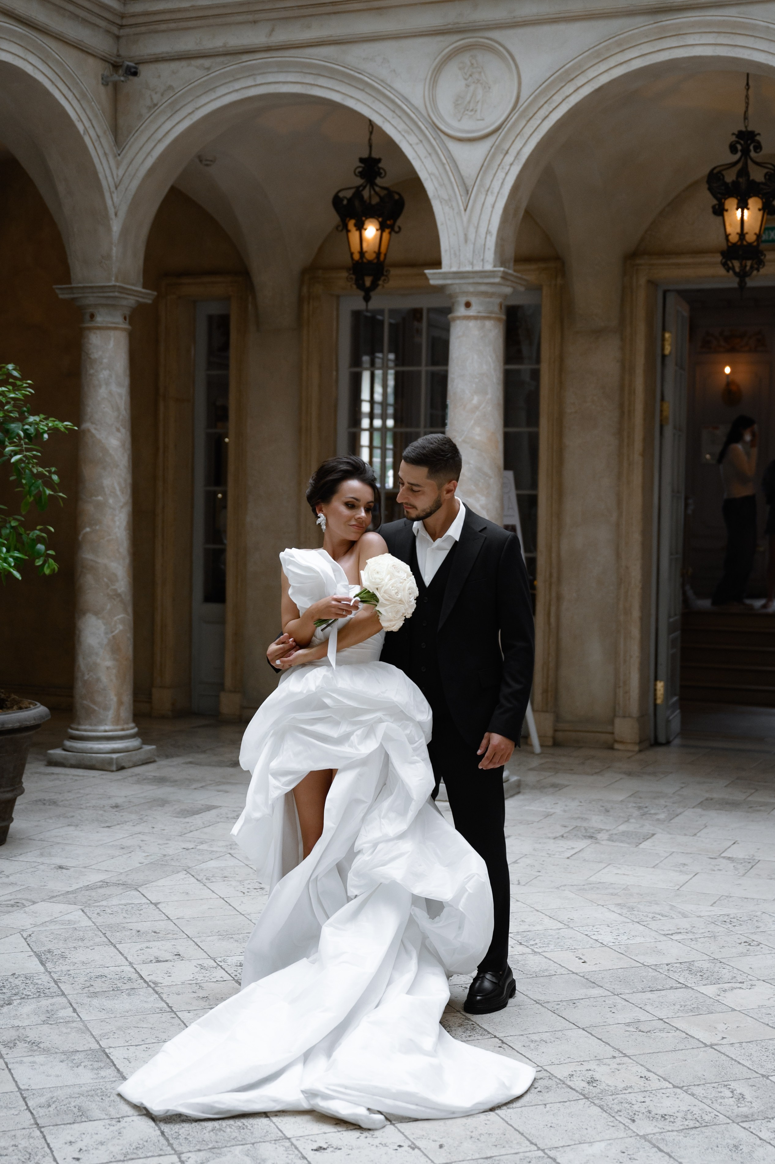 23.08.2024. RETOUCH-HOUSE