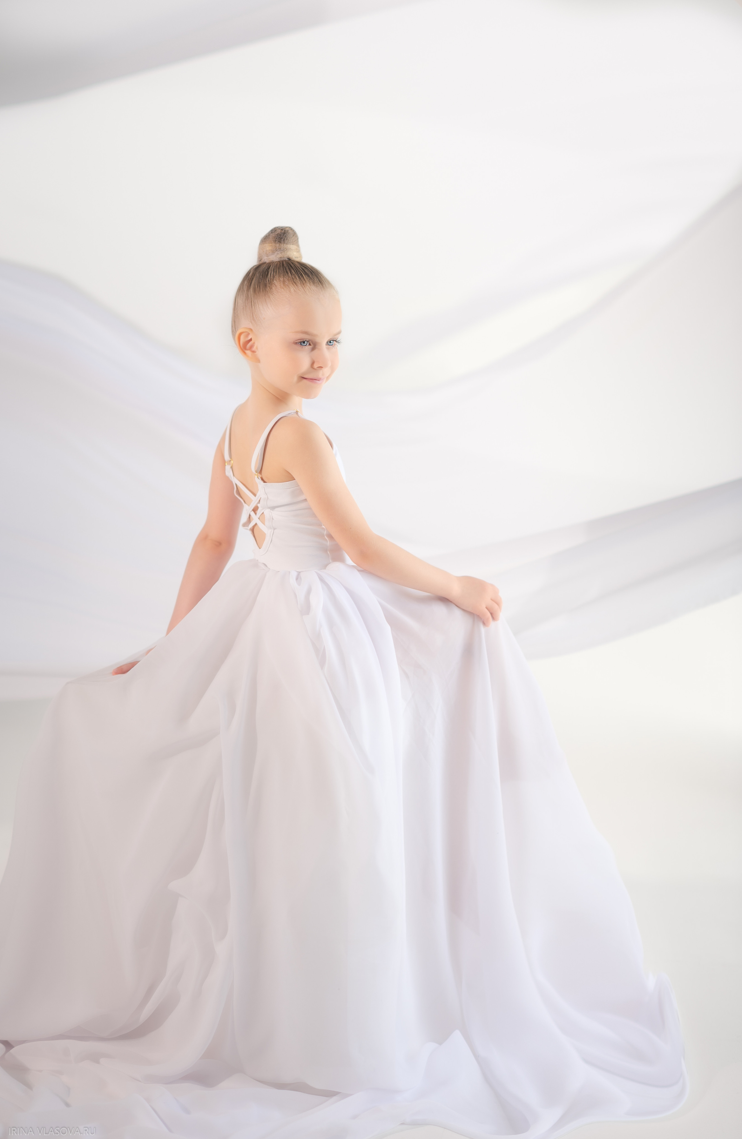 Девичий портрет маленькие артисты (дети 4-8 лет). Спортивный и портретный фотограф