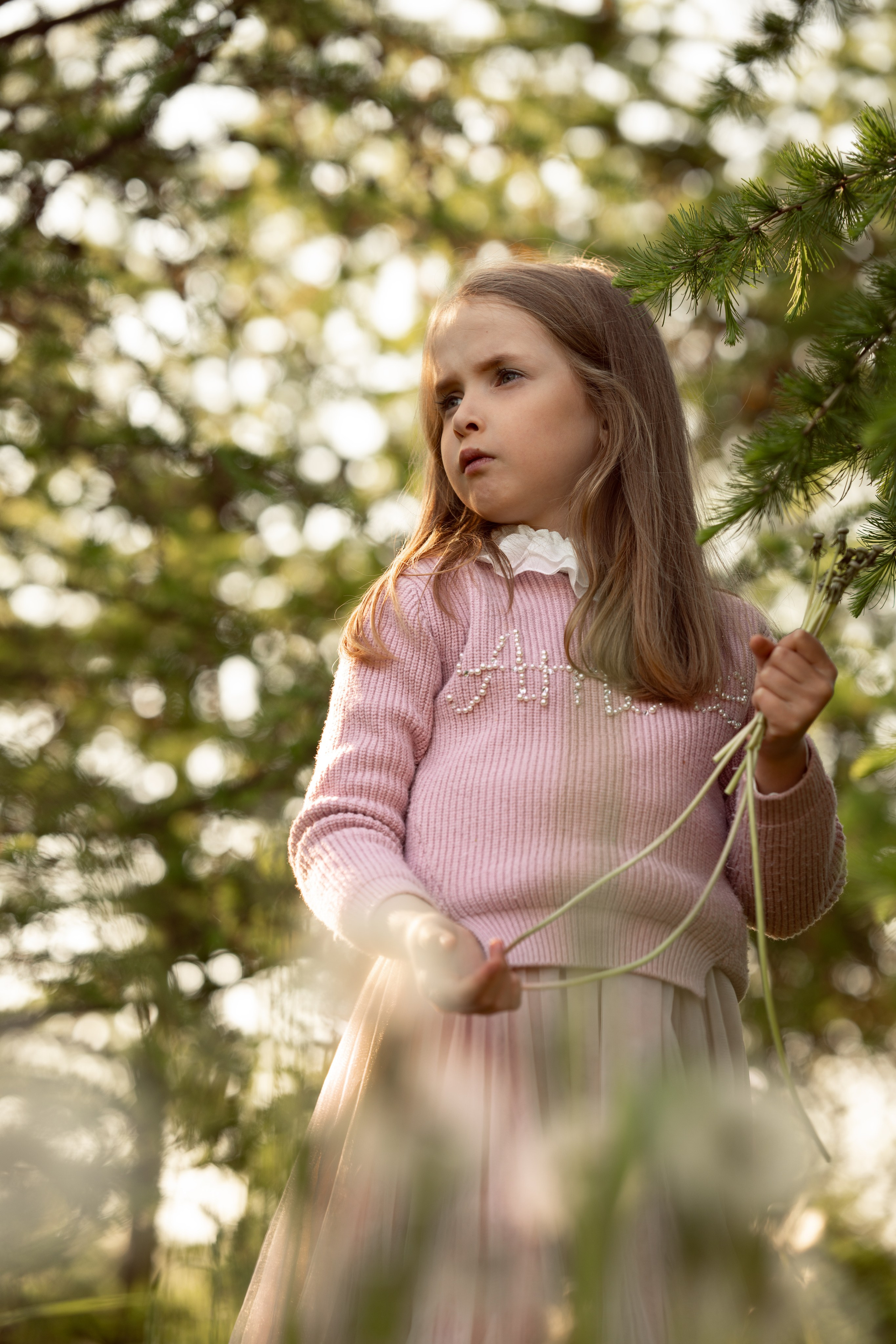 Ксюшенька в яблоневом саду. Семейный и портретный фотограф в Санкт-Петербурге Татьяна Гримоть