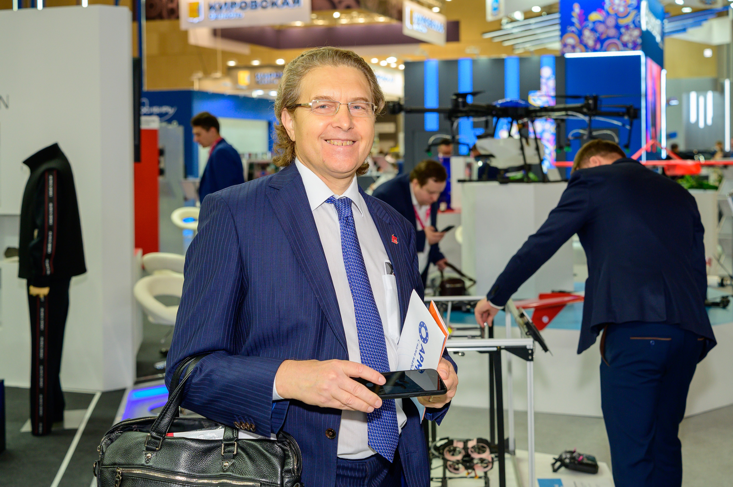 BigindustrialweekBelarus. Фотоуслуги, услуги фотографа, фотографирование важных событий