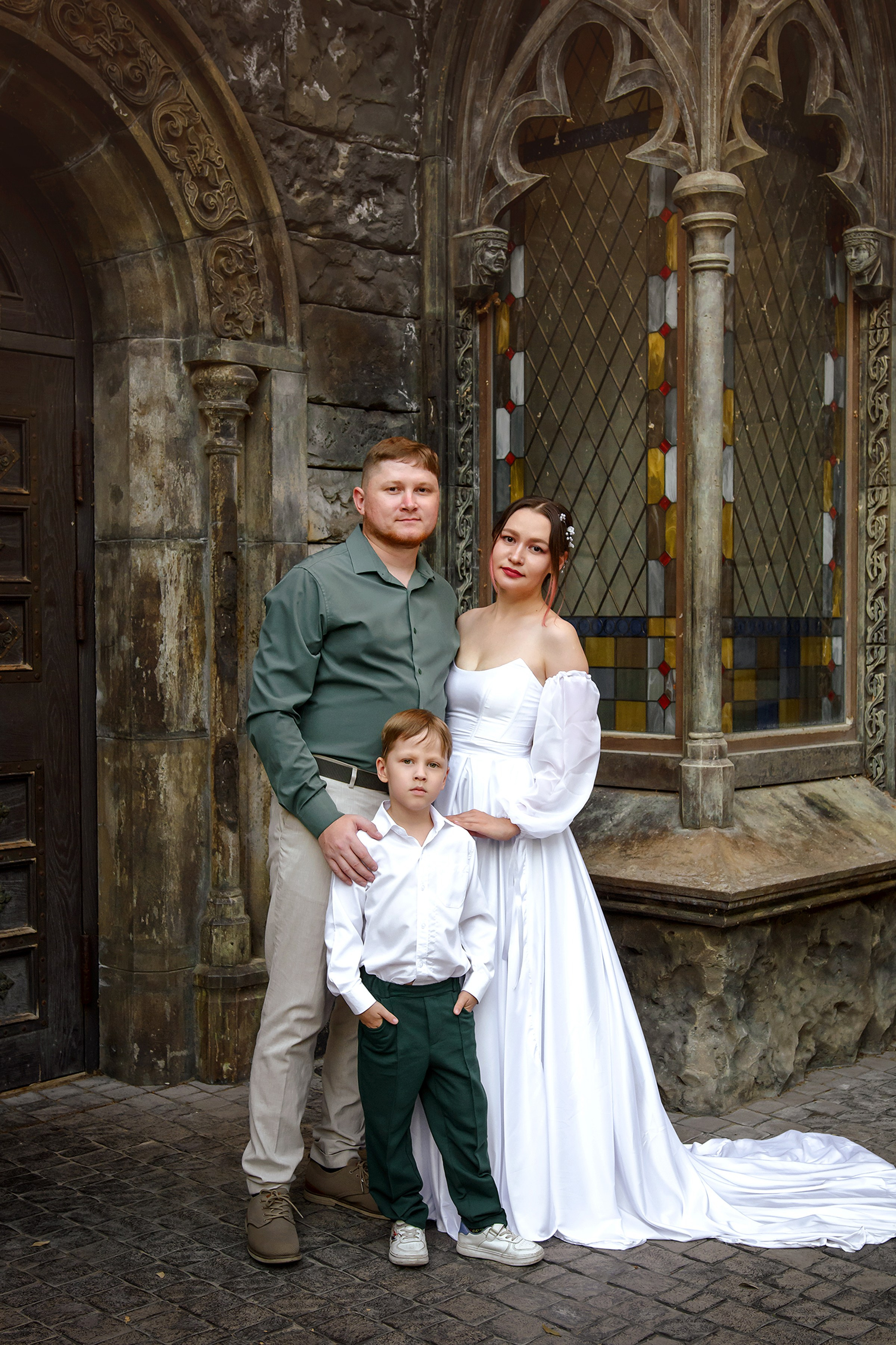 Семейная фотосессия у Замка Гарибальди. Фотограф Оксана Сафонова г. Тольятти