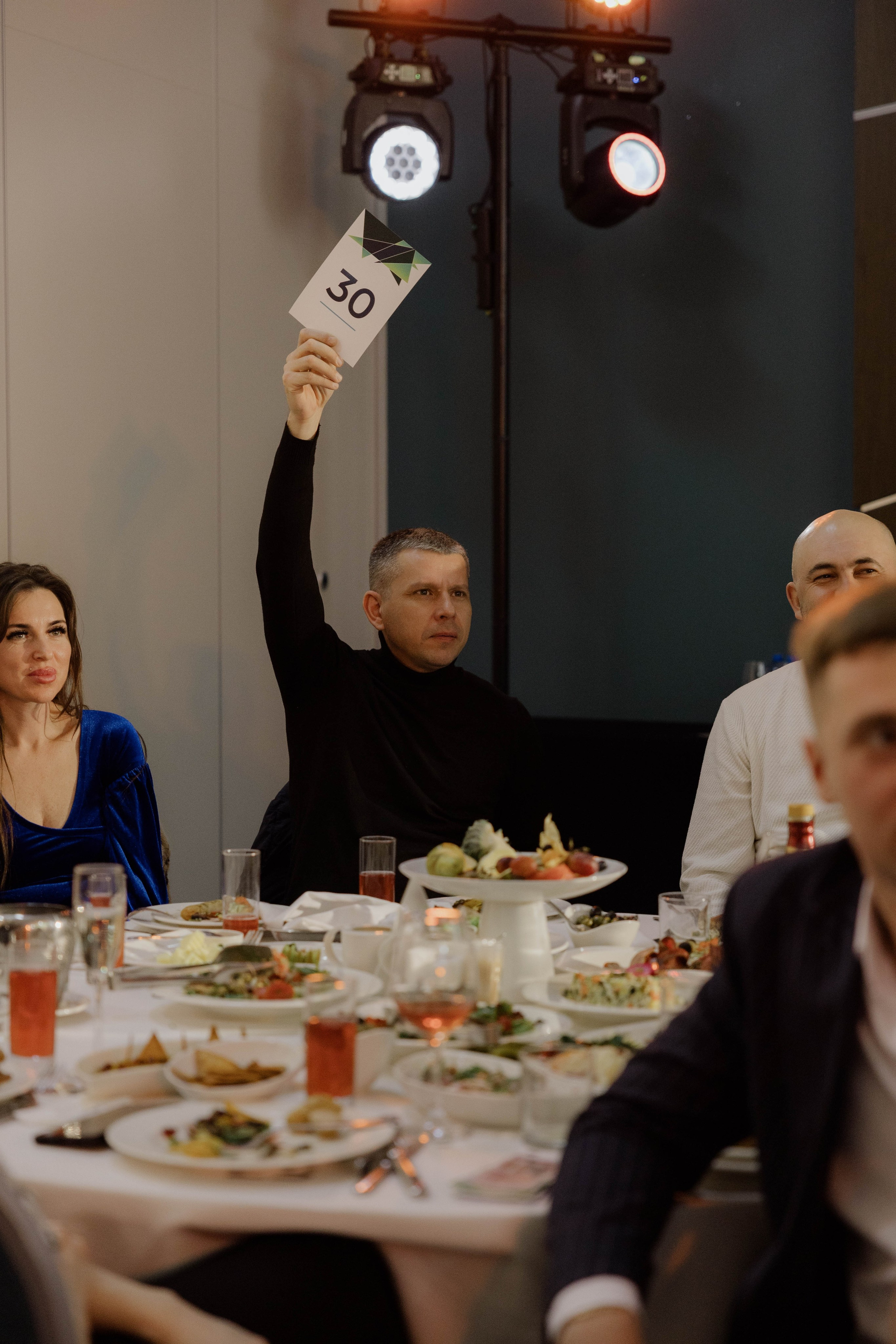 Конференция и ужи. Кормовит. Роза хутор. Фотограф Юсова Мария