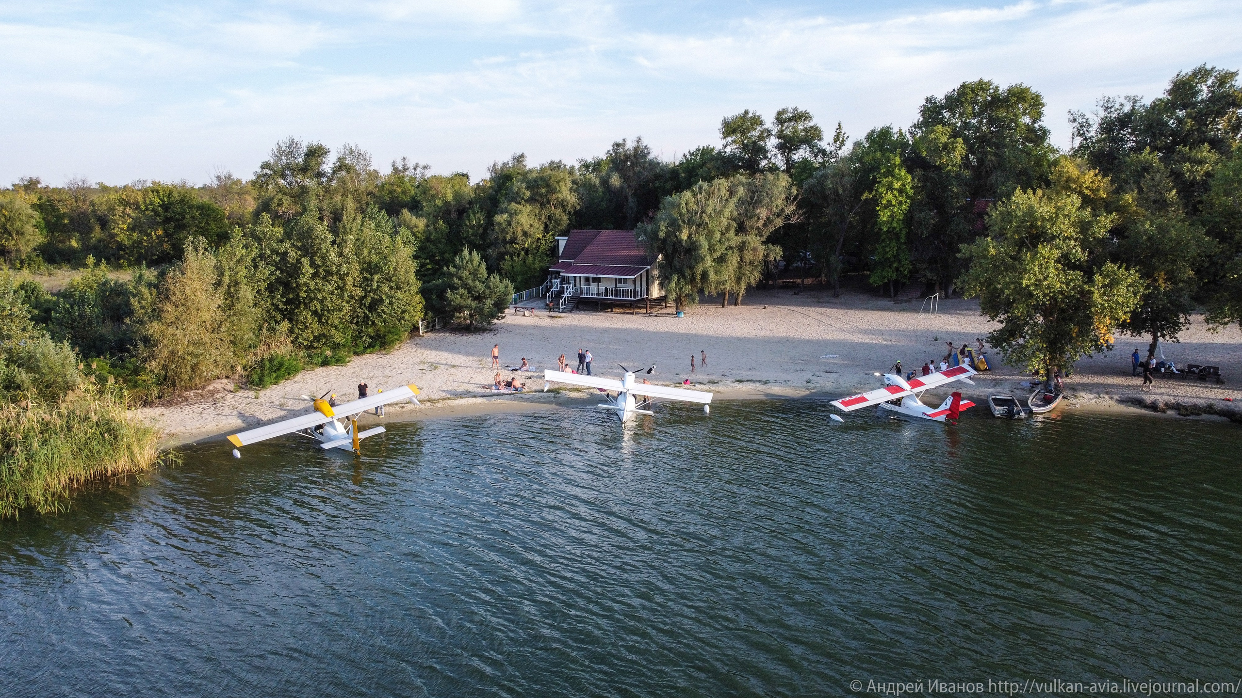 Волгодонск аэр. Потапов слёт «Небо для всех» (2021 г.). Фотоальбом показывающий увлекательный мир авиации и мир медведей Андрея Иванова