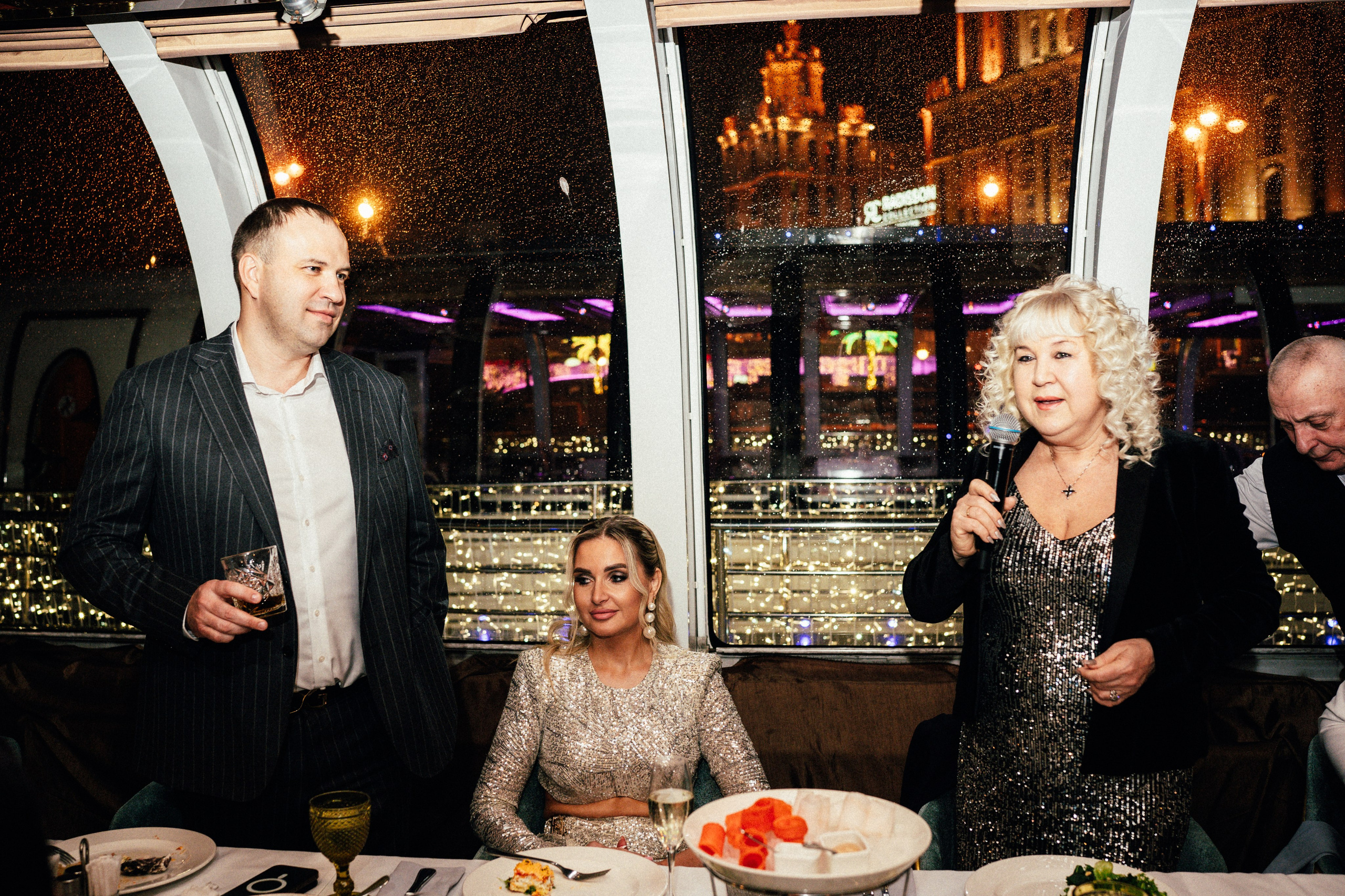 Корпоратив Erwin Река. Портретный и репортажный фотограф