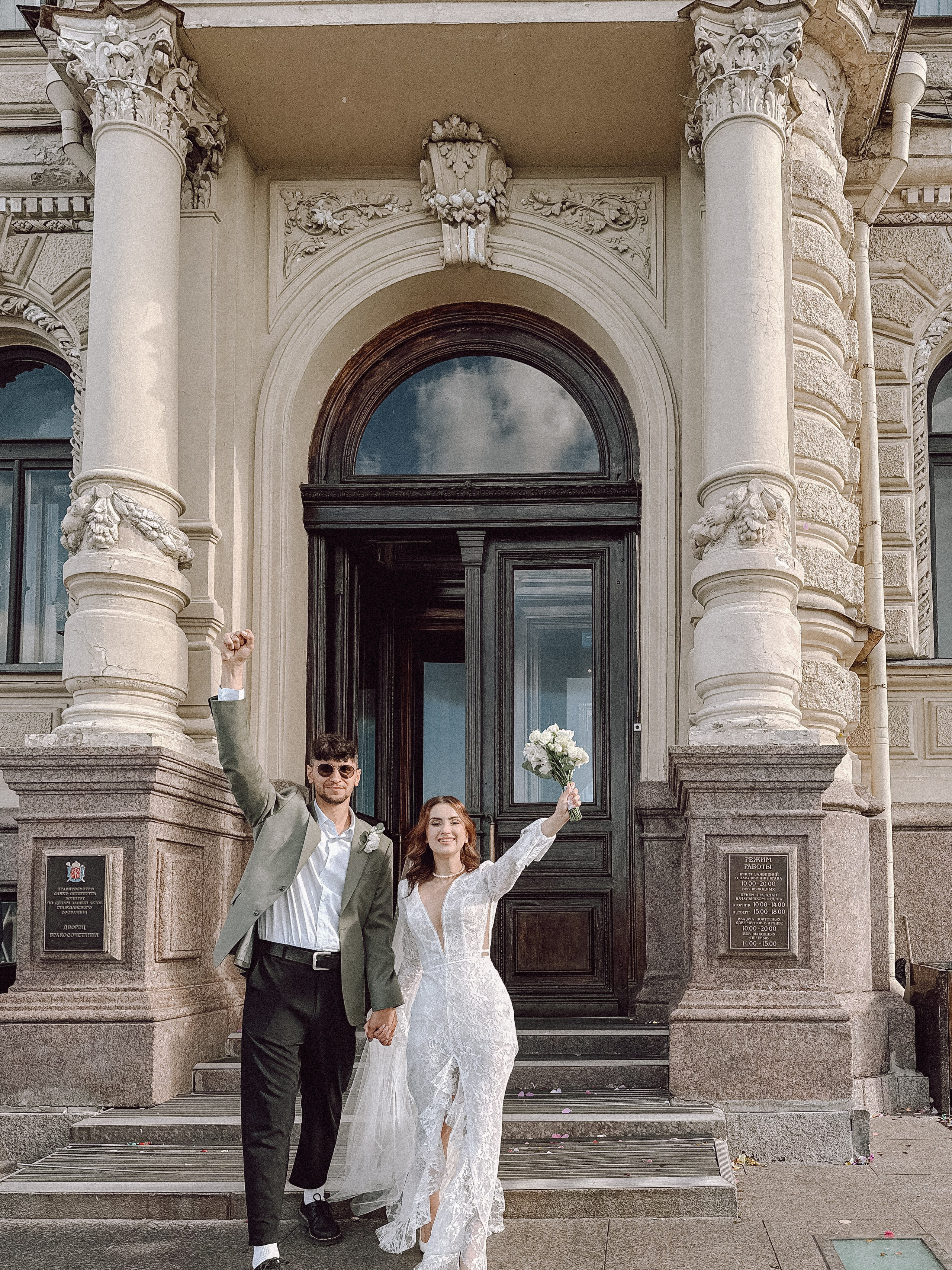 ФОТО НА ТЕЛЕФОН ВО ВРЕМЯ БРАКОСОЧЕТАНИЯ В ПЕРВОМ ДВОРЦЕ И ПРОГУЛКИ. Профессиональный фотограф, Санкт-Петербург — Виктория Богомолова