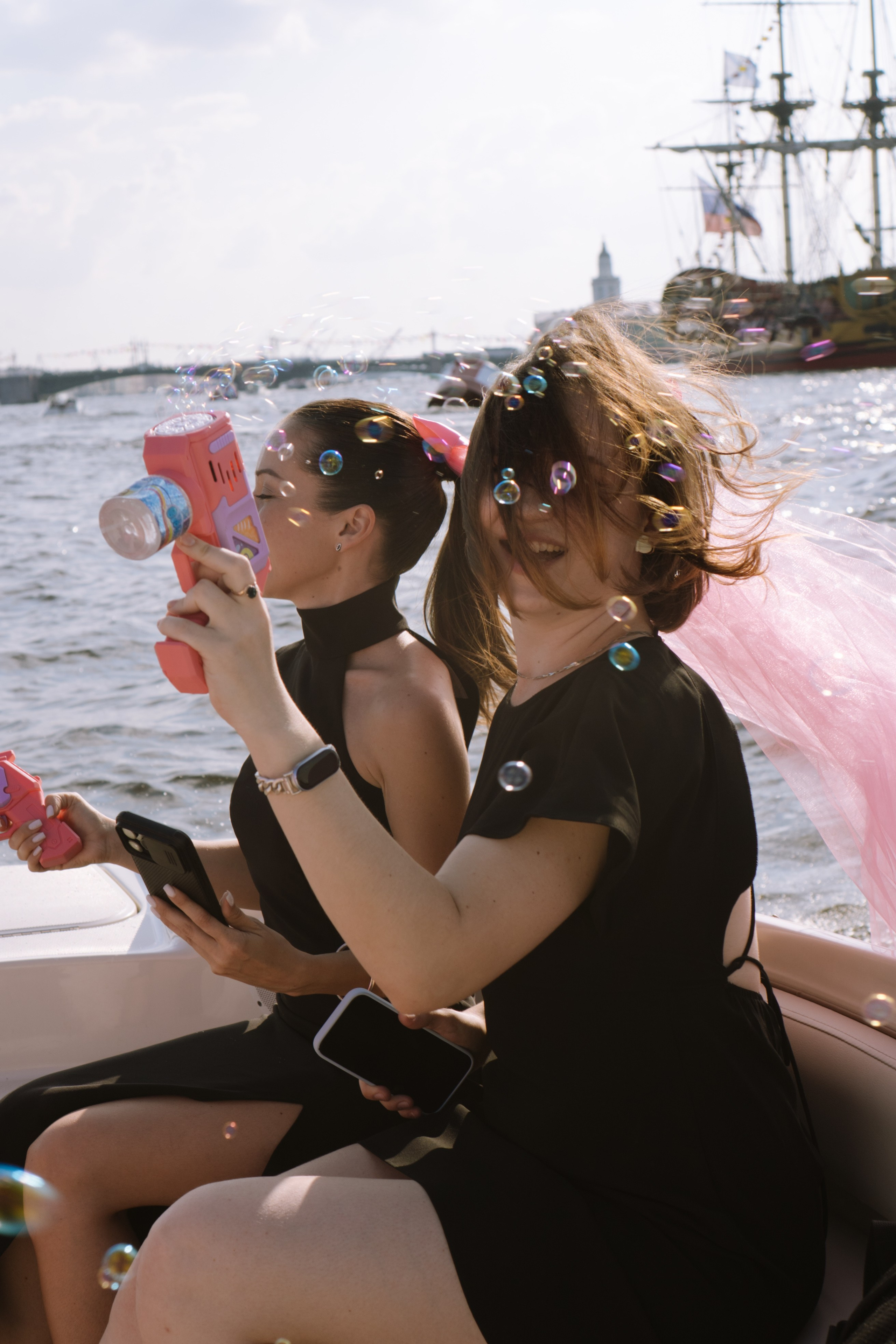 ДЕВИЧНИК НА КАТЕРЕ. Профессиональный фотограф, Санкт-Петербург — Виктория Богомолова