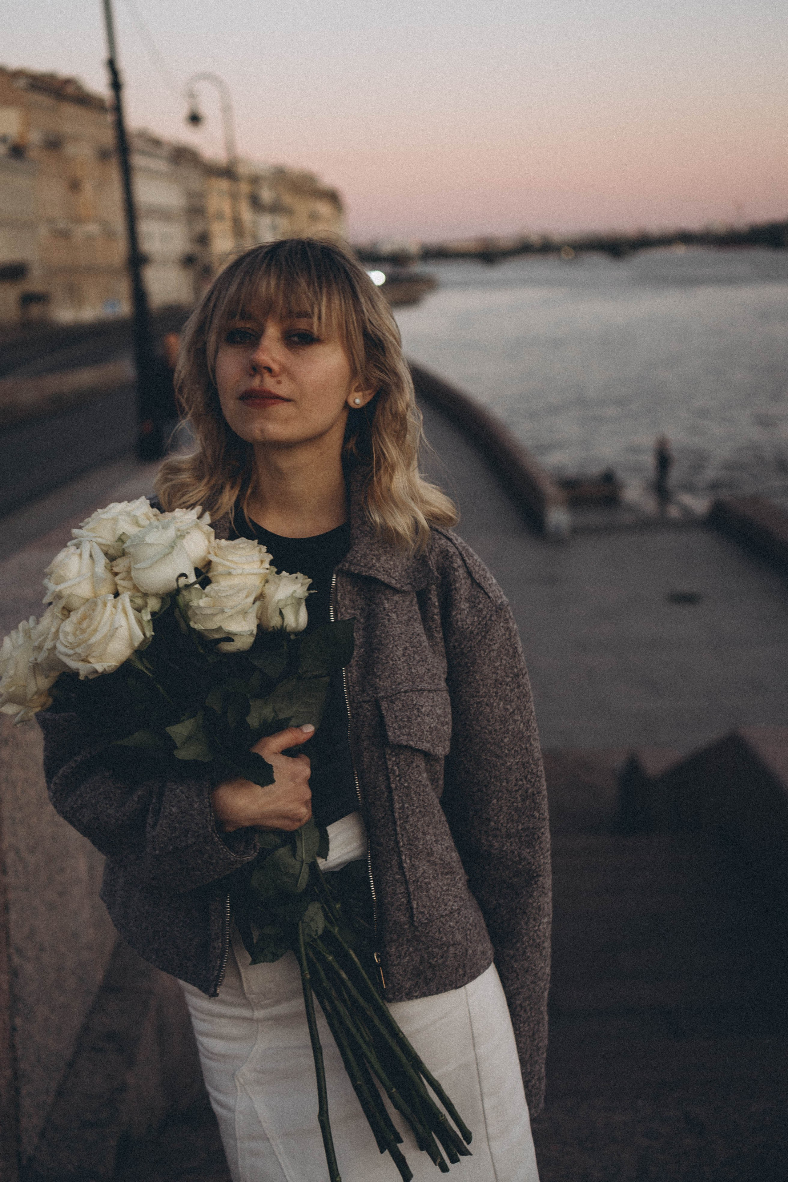 ПРОГУЛКА ПО ГОРОДУ В БЕЛЫЕ НОЧИ (другой вариант). Профессиональный фотограф, Санкт-Петербург — Виктория Богомолова