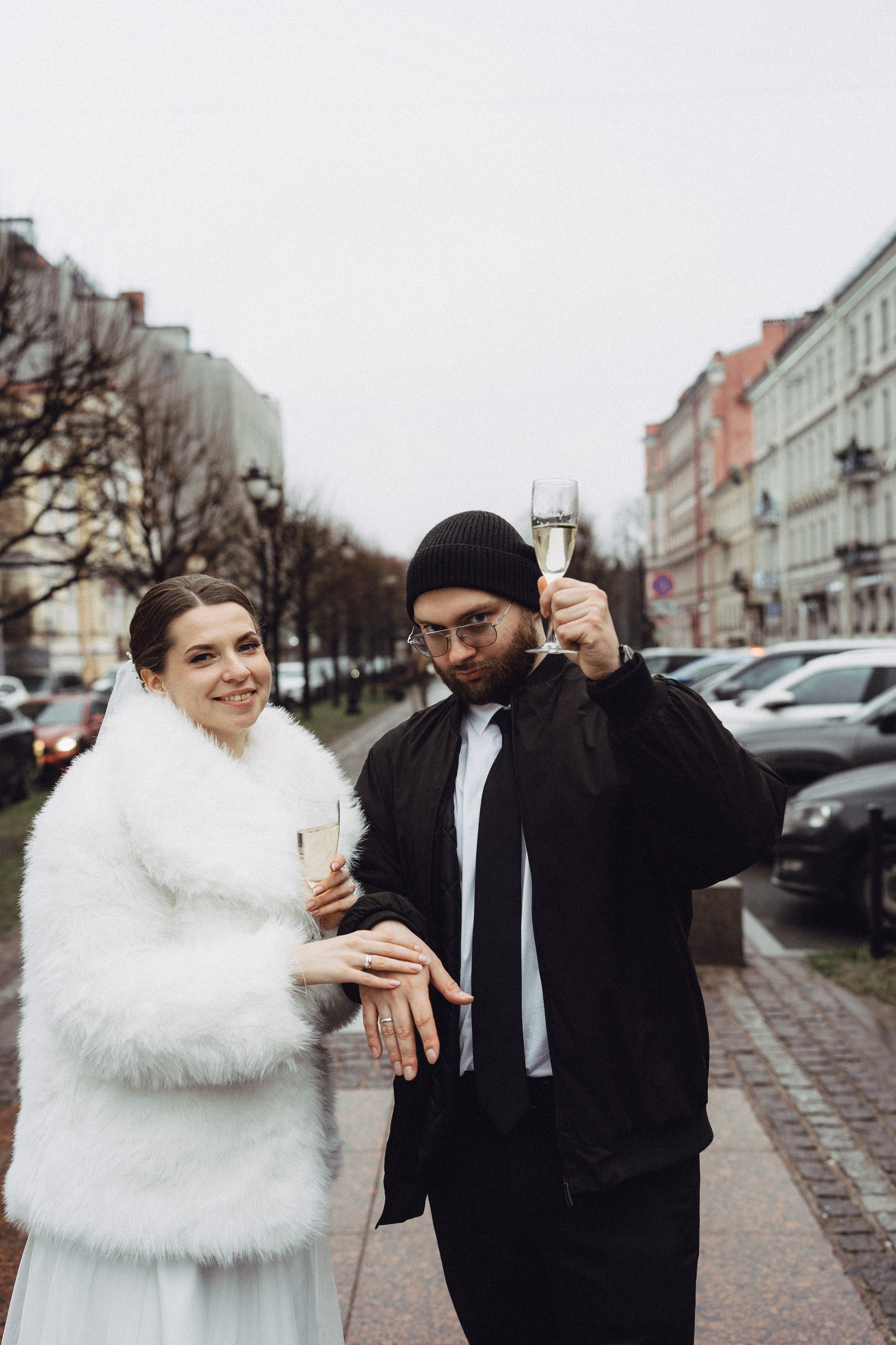 СВАДЕБНАЯ СЬЕМКА ВО ВТОРОМ ДВОРЦЕ (ДЕКАБРЬ) ТАКЖЕ СЬЕМКА В СТУДИИ НА ЧЕРНЫШЕВСКОЙ. Профессиональный фотограф, Санкт-Петербург — Виктория Богомолова