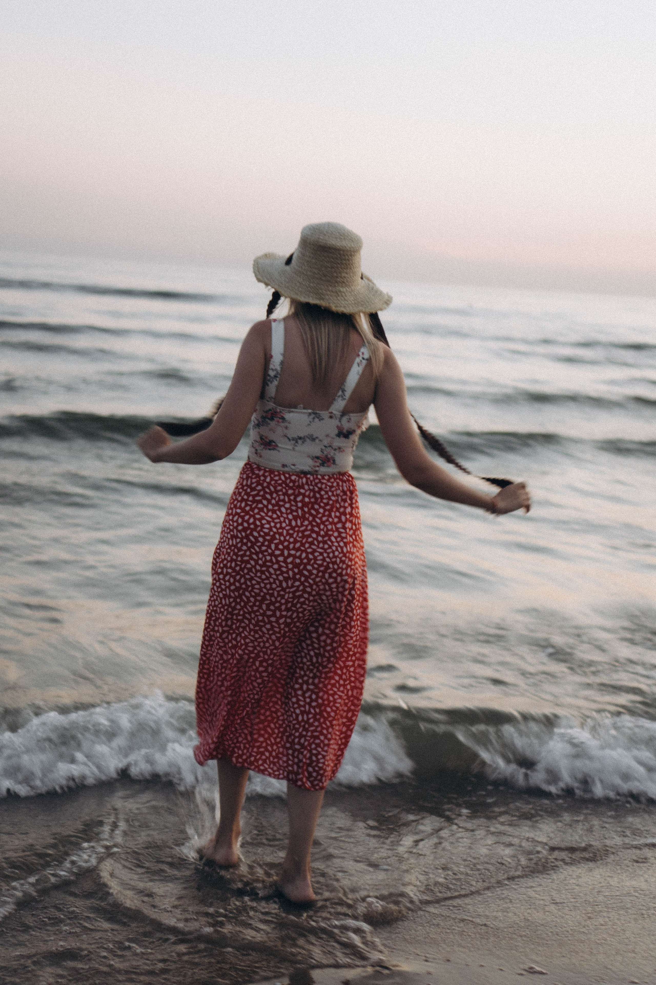 Июльский вечер на берегу черного моря. Профессиональный фотограф, Санкт-Петербург — Виктория Богомолова