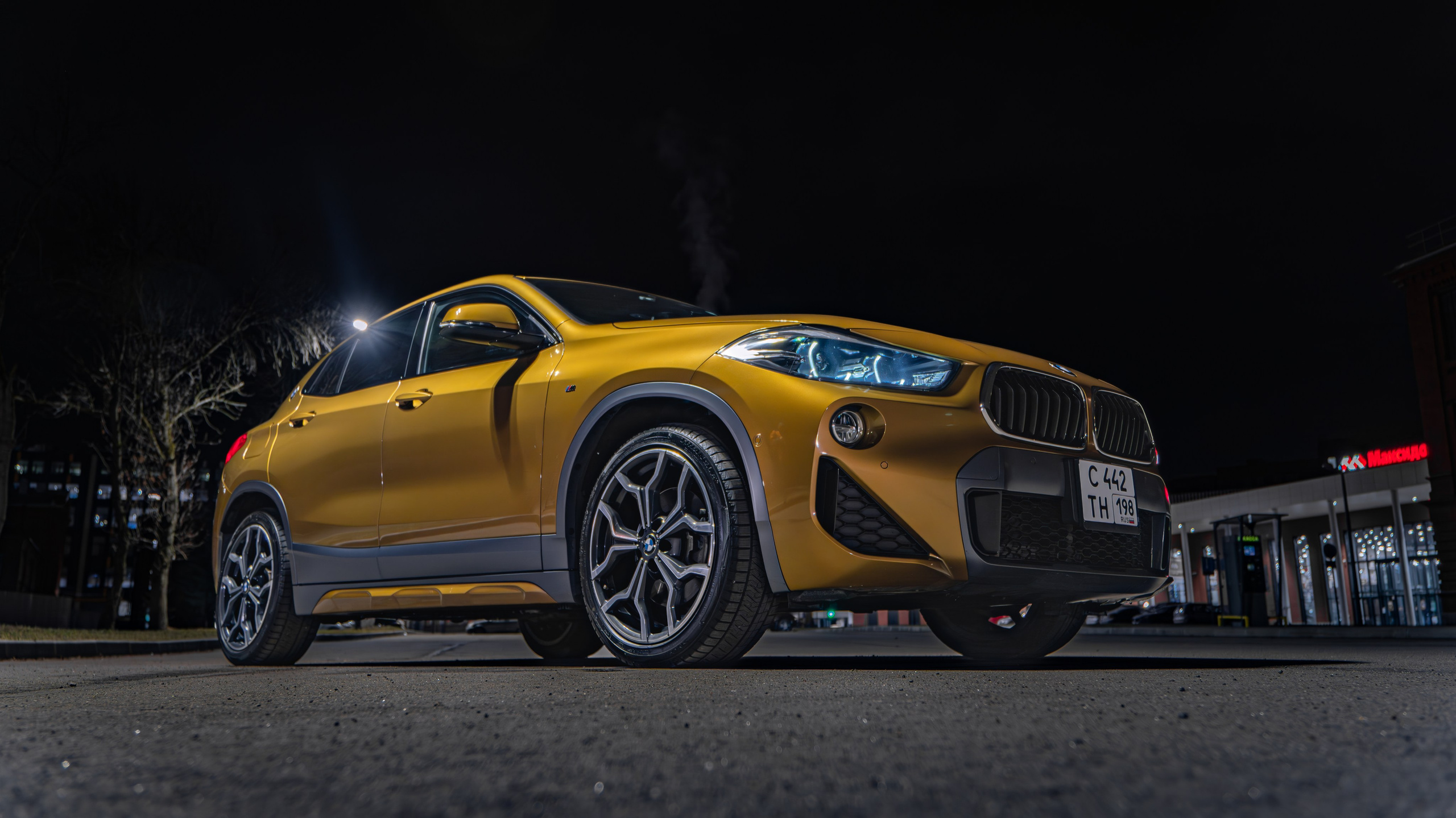 BMW X2. Автомобильный фотограф Алексей Хезеков