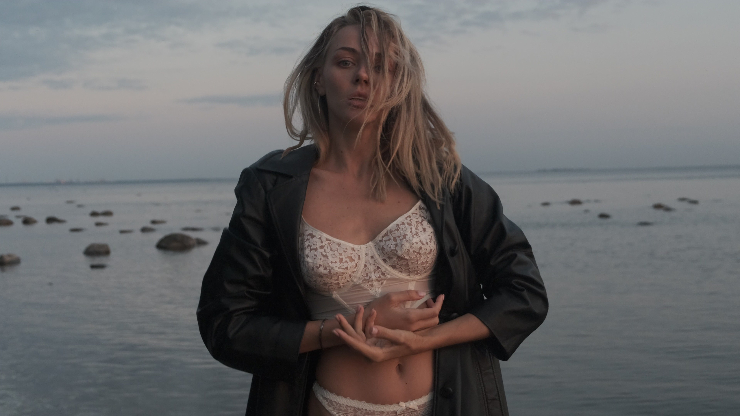 Elona. Главная