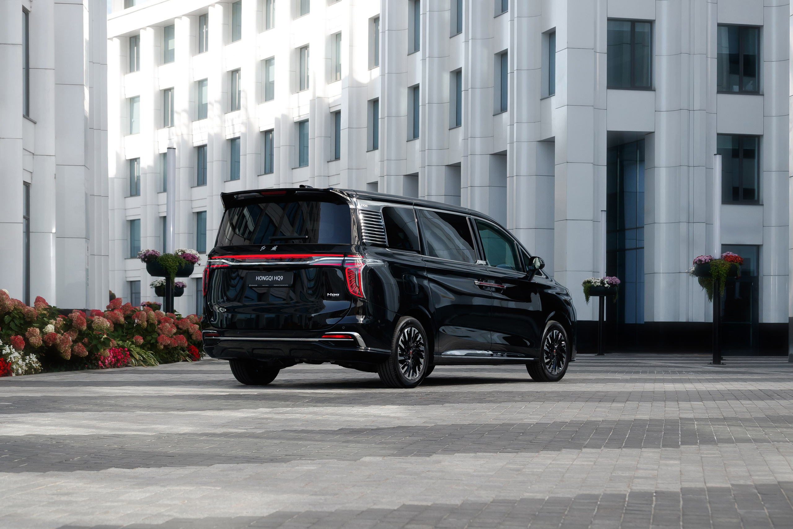 Hongqi HS9. Фотограф Дмитрий Питерский