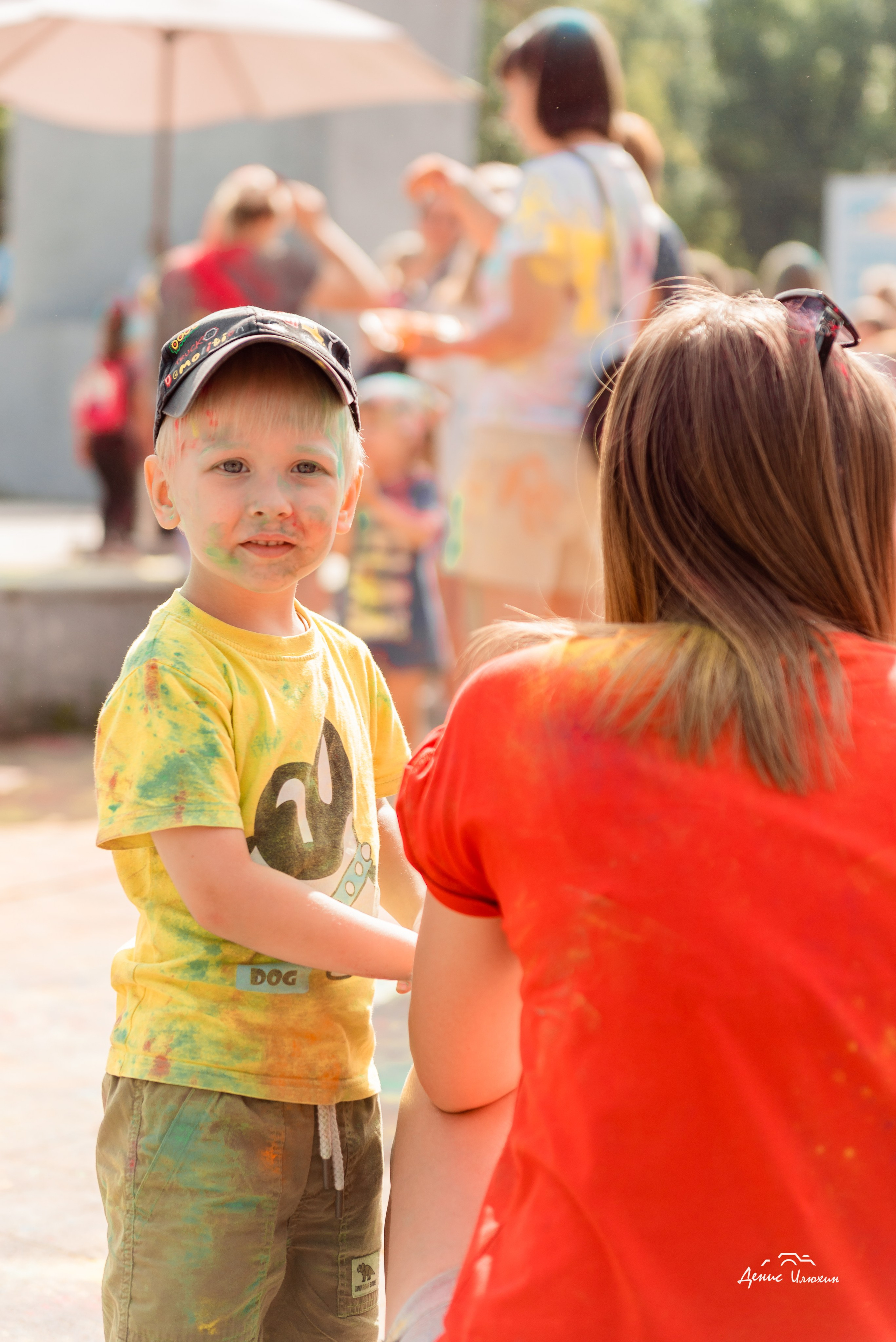 Краски Холи в Комсомольском Парке 2023. Детский фотограф, семейный фотограф и репортажи в Кемерово