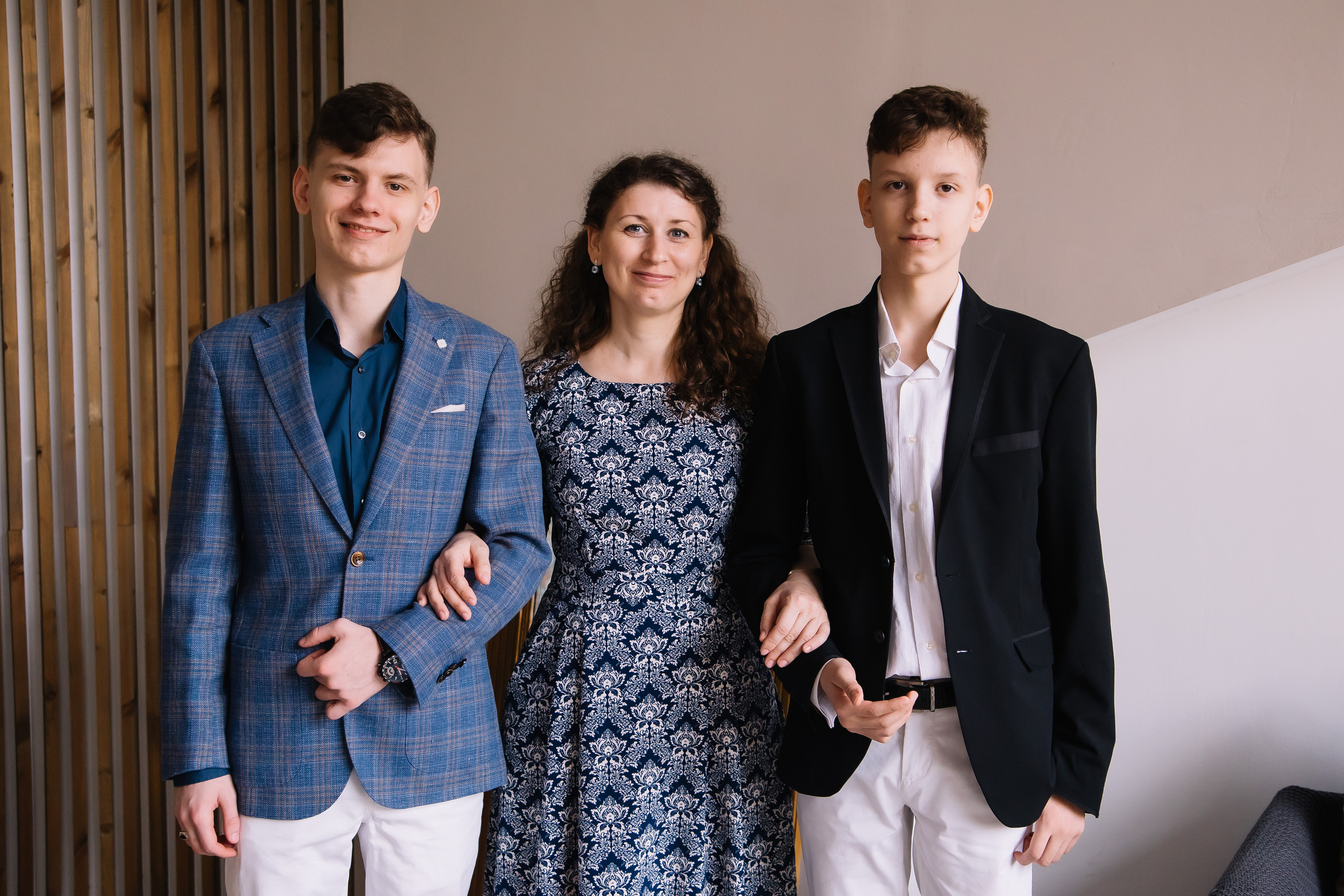 Свадебная семейная съёмка в студии. Свадебный, семейный фотограф, контент съёмка. Екатеринбург. Елена Граф