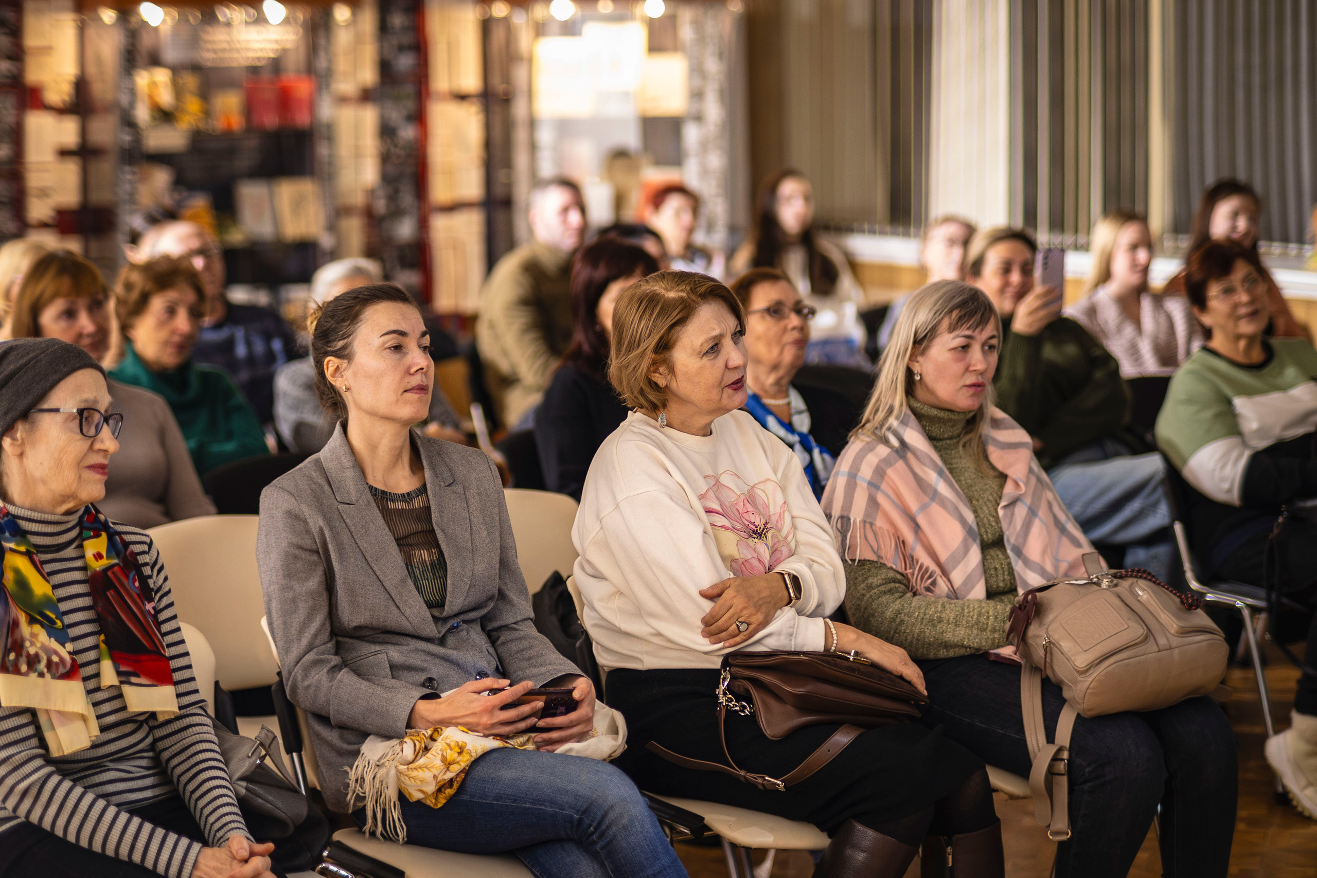 Библиотека им. Горького г. Владивосток. Фотограф г. Владивосток
