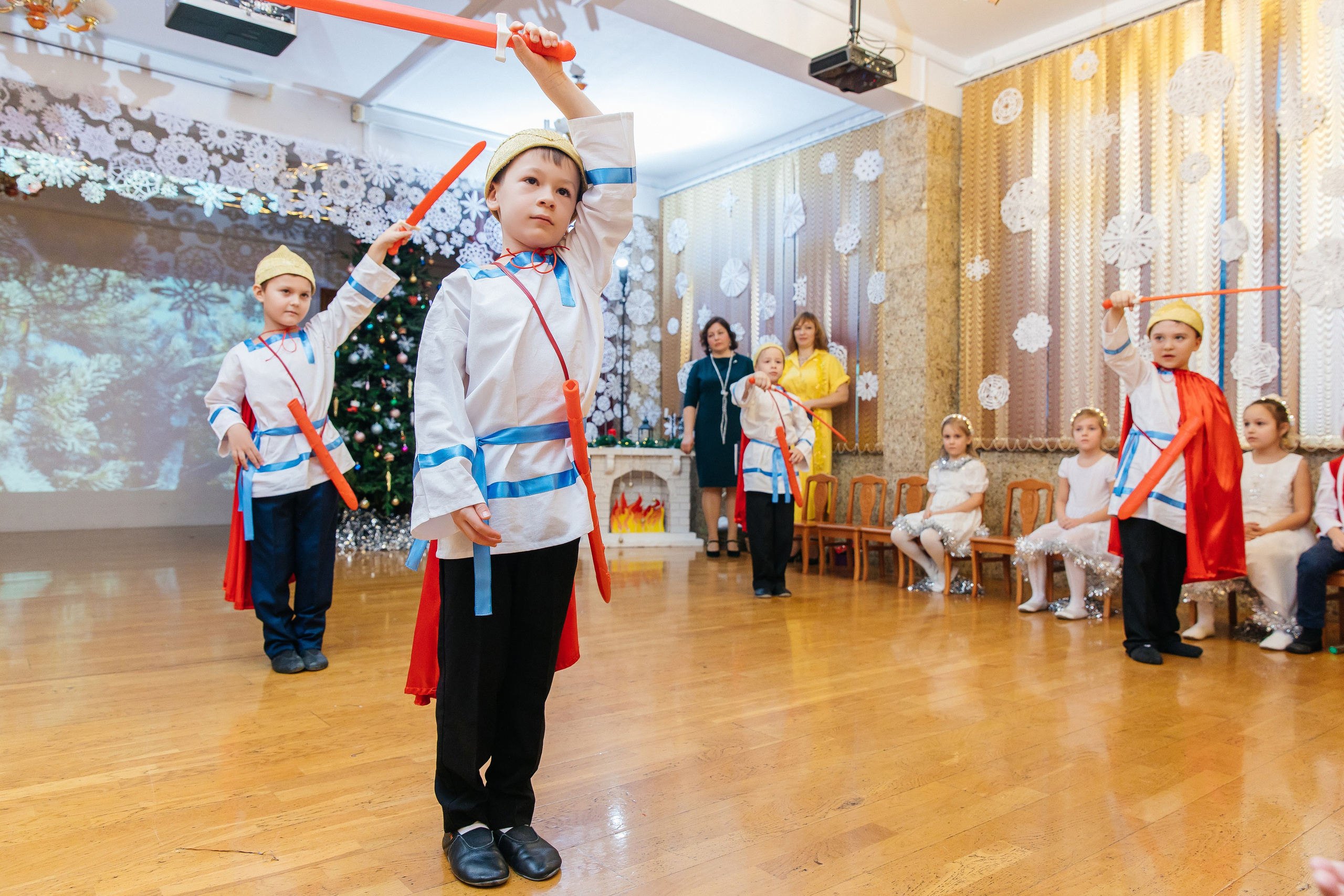 Детский сад № 93 — Утренник (20.12.2024). Свадебный и семейный фотограф Крамар Наталья