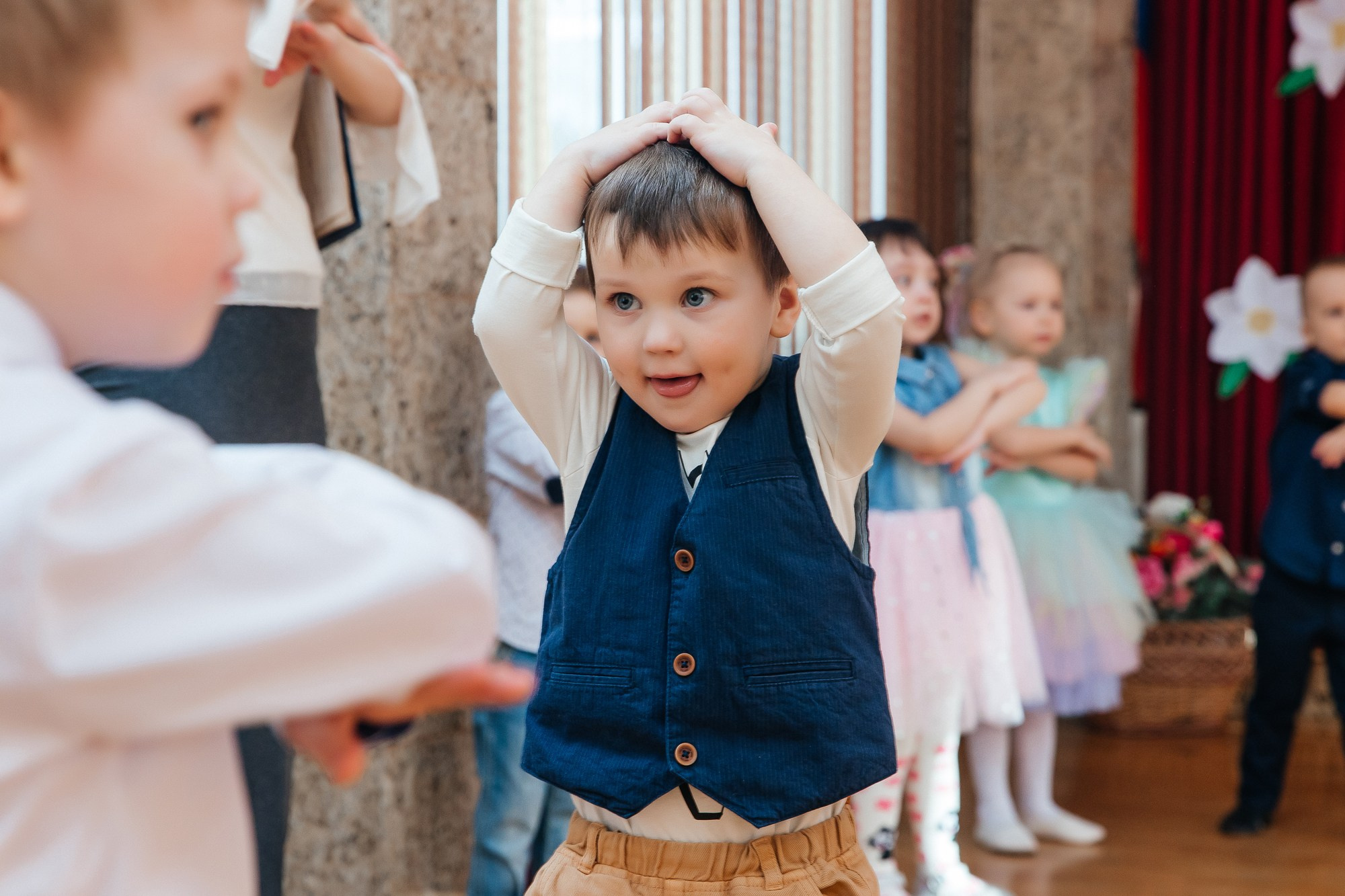 Детский сад № 93 — Утренник (07.03.2023). Свадебный и семейный фотограф Крамар Наталья