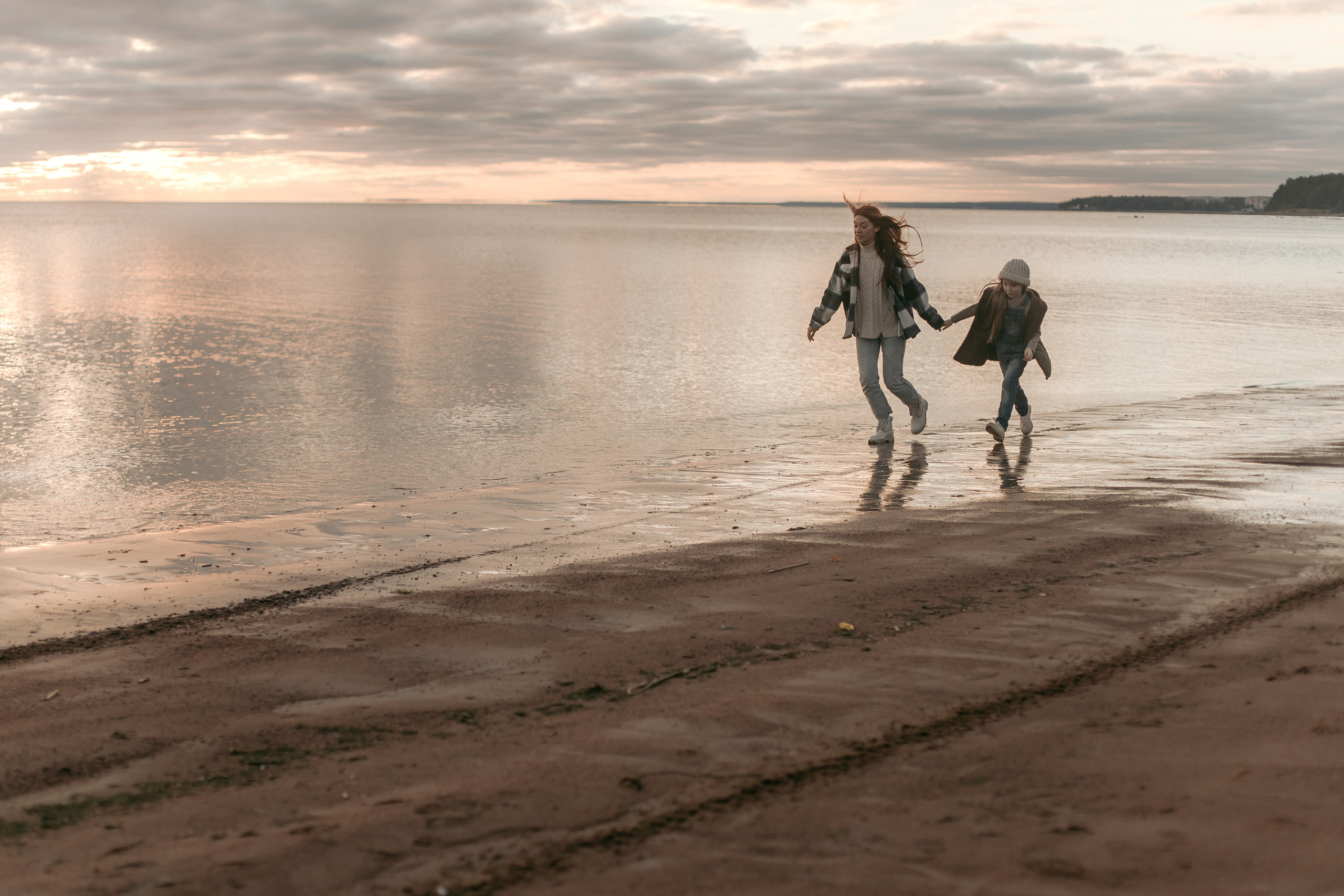 Прогулка. Семейный свадебный интерьерный фотограф Тверь Санкт- Марина Свистунова