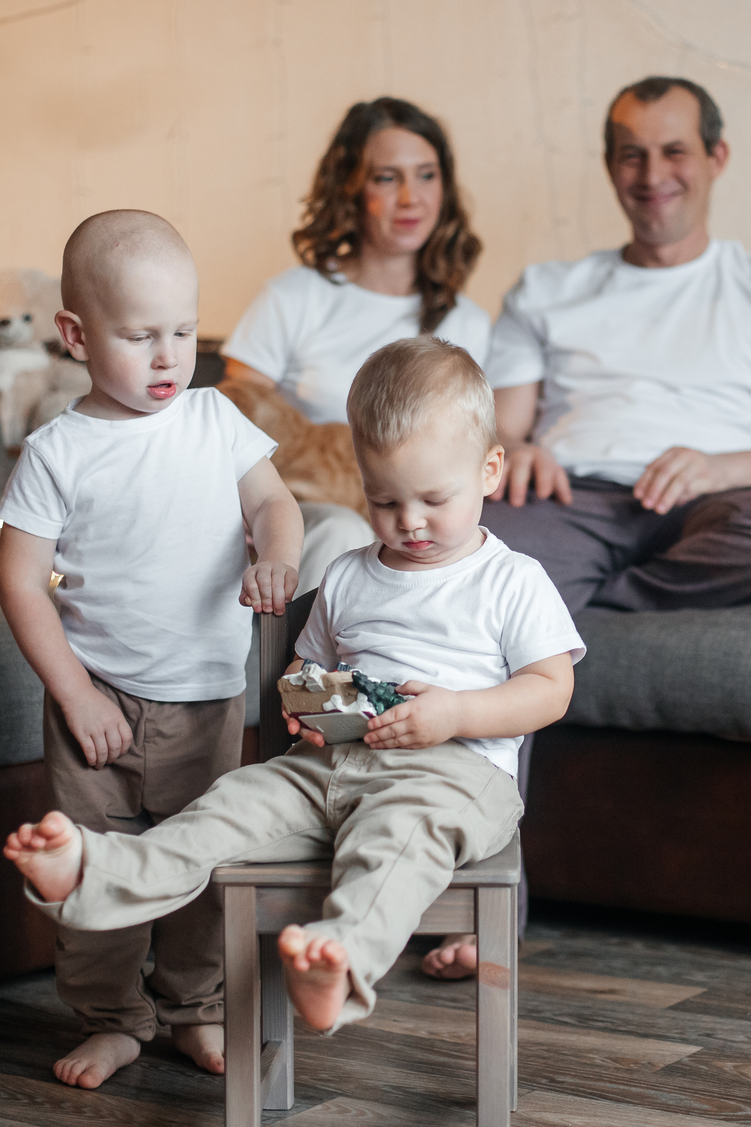 Домашняя съемка. Семейный свадебный интерьерный фотограф Тверь Санкт- Марина Свистунова