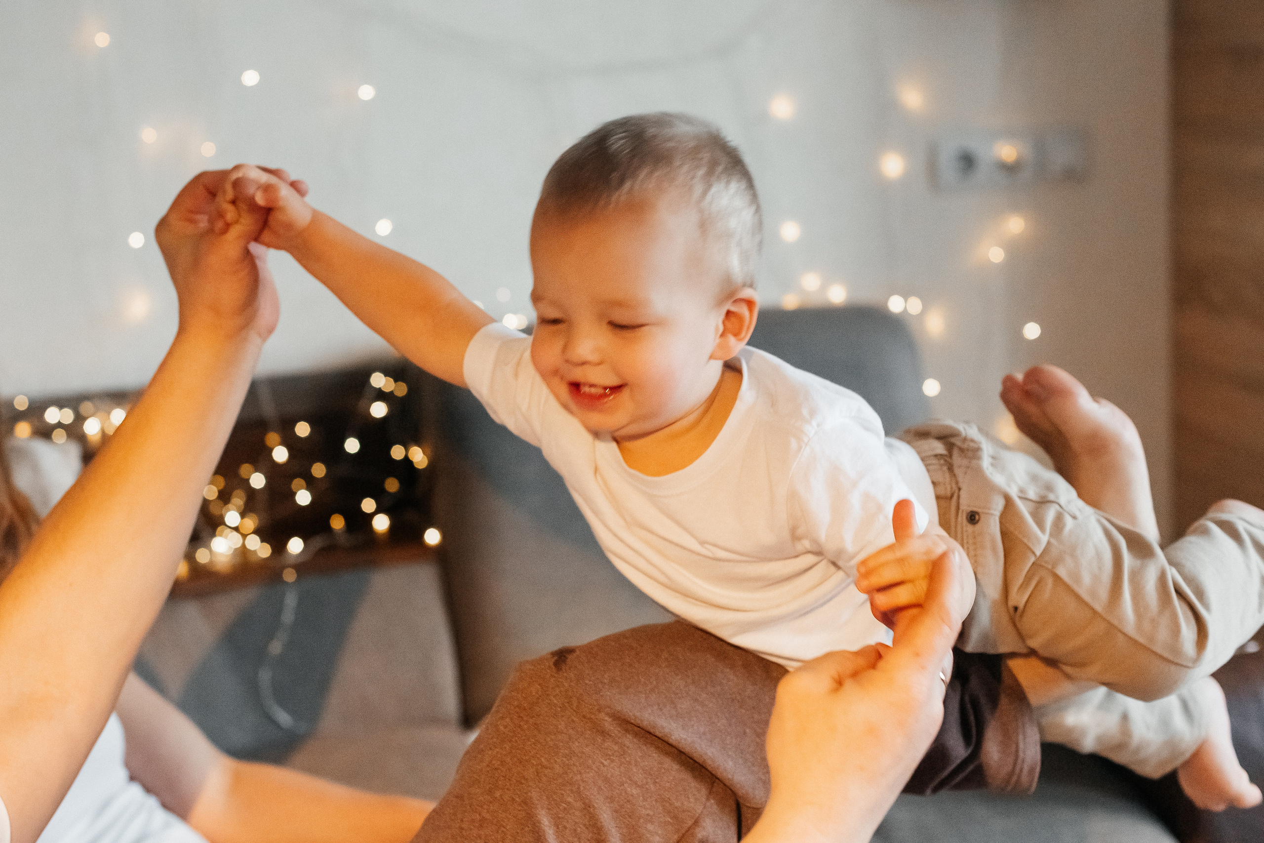 Домашняя съемка. Семейный свадебный интерьерный фотограф Тверь Санкт- Марина Свистунова