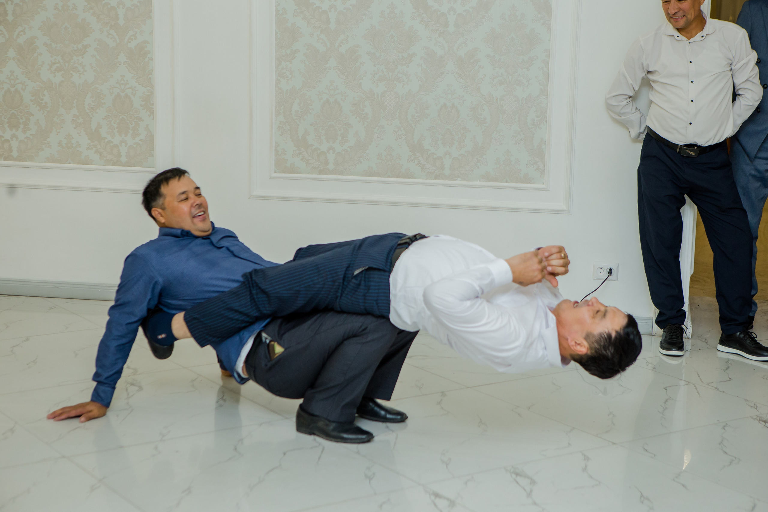 QYZ UZATU ZHADYRA. Свадебный и репортажный фотограф в Астане T.Yertay «Nomad media»