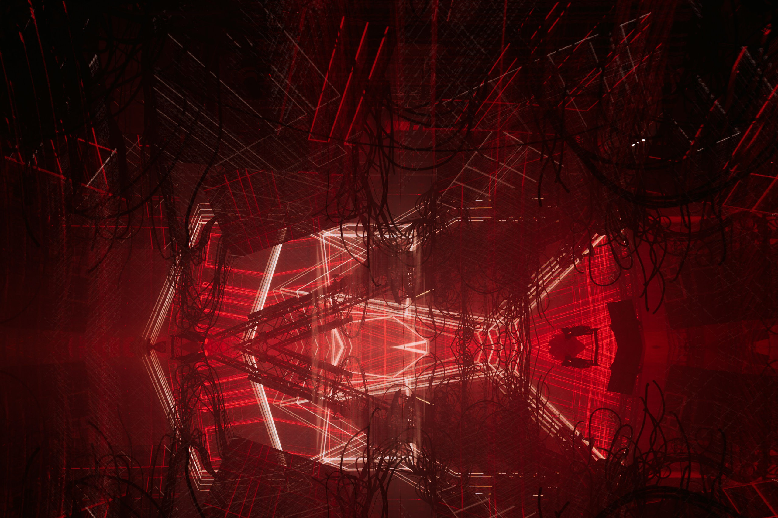 Outline 2024. @tomrus: Рустам Шагиморданов — фотограф