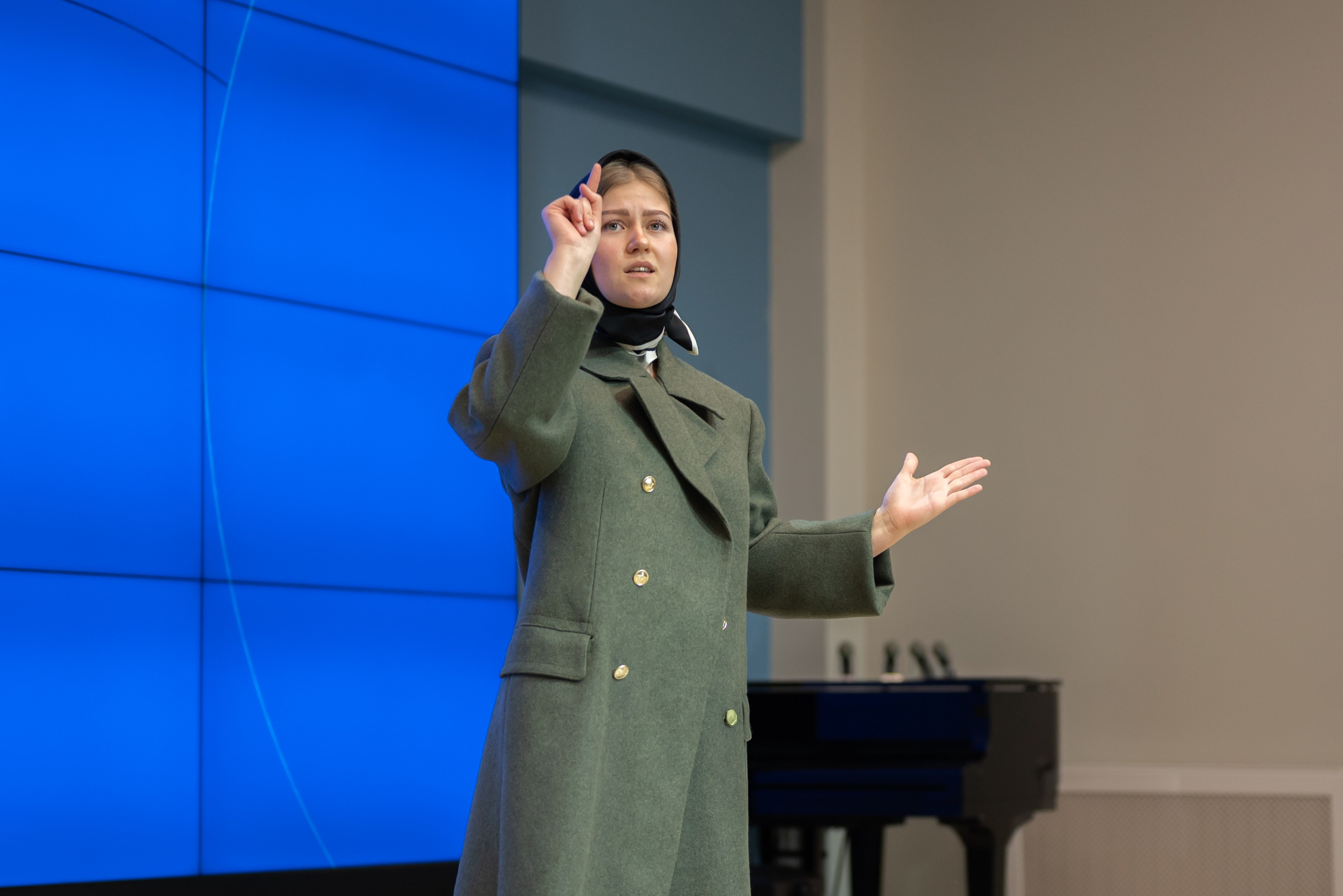 Жестовое искусство. Фотограф и видеограф в Москве Анна Матюхина