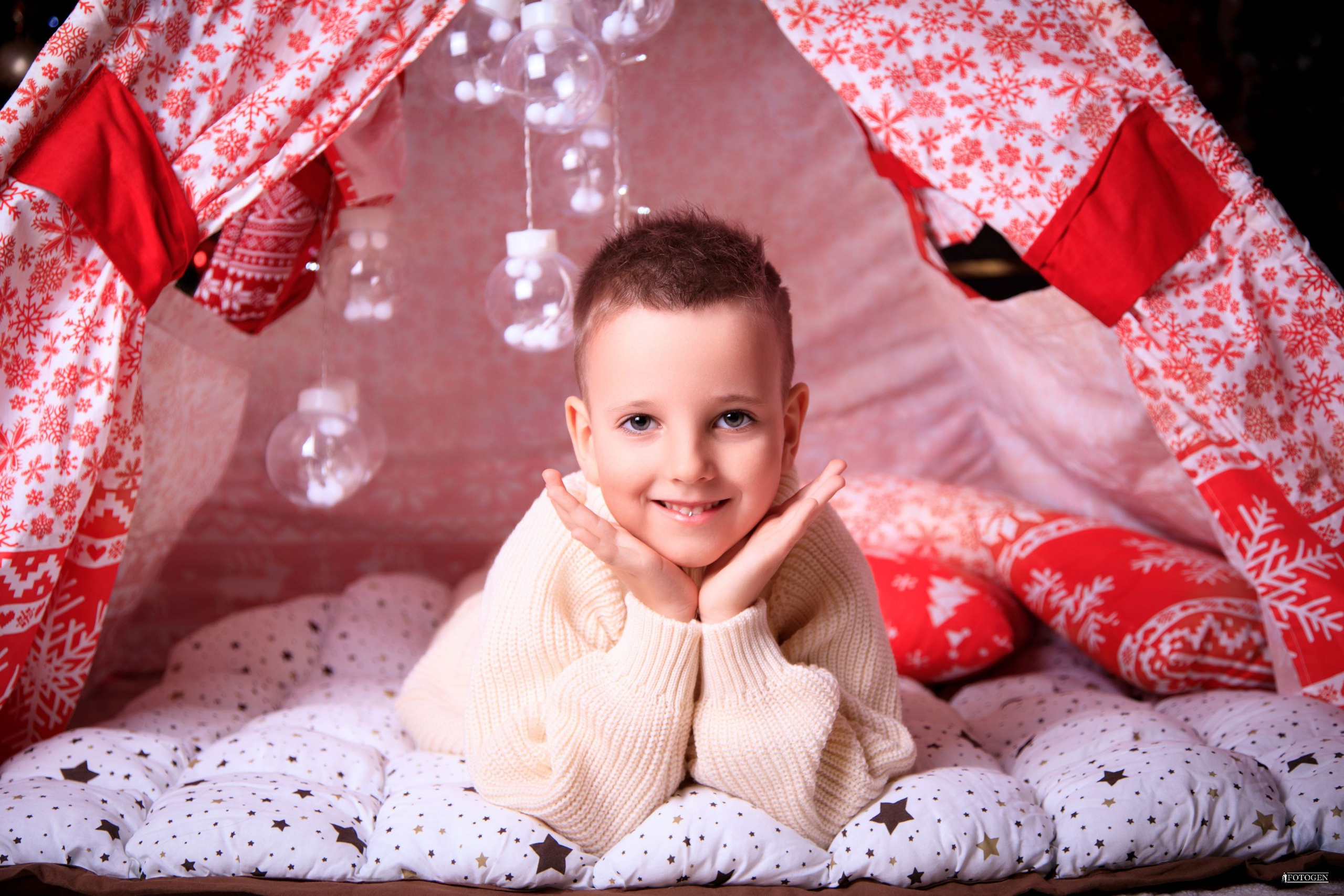 Фотосессия Мальчиков до 6 лет в Студии — Fotogen. Интерьерная фотостудия FOTOGEN г. Краснодар