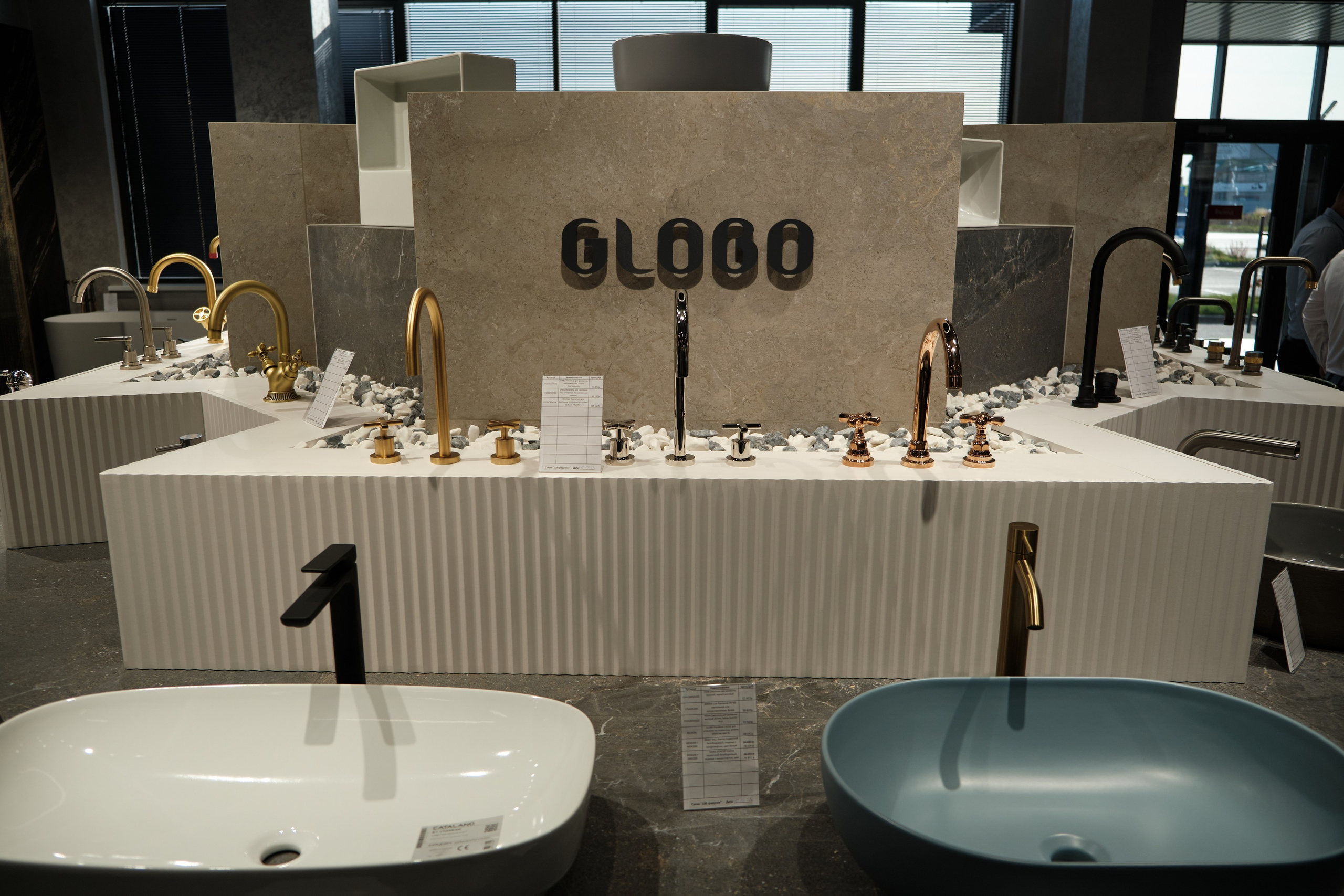 Открытие салона 100 градусов. Антон Ив