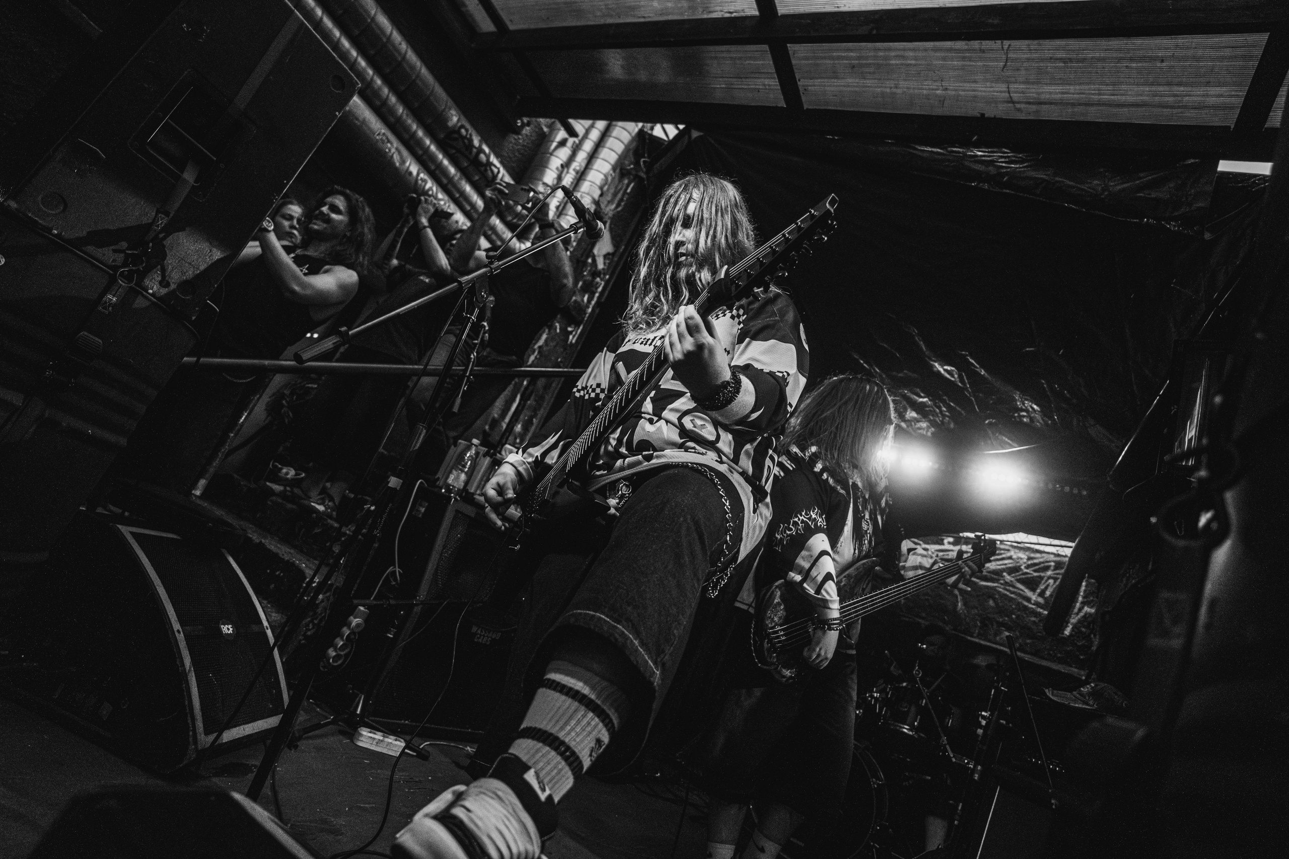 /brainrot/, ://Sign_off, PARTYBREAKER, WLVS 13.06.2026 в Смене. Репортажный фотограф в Москве Legiodot