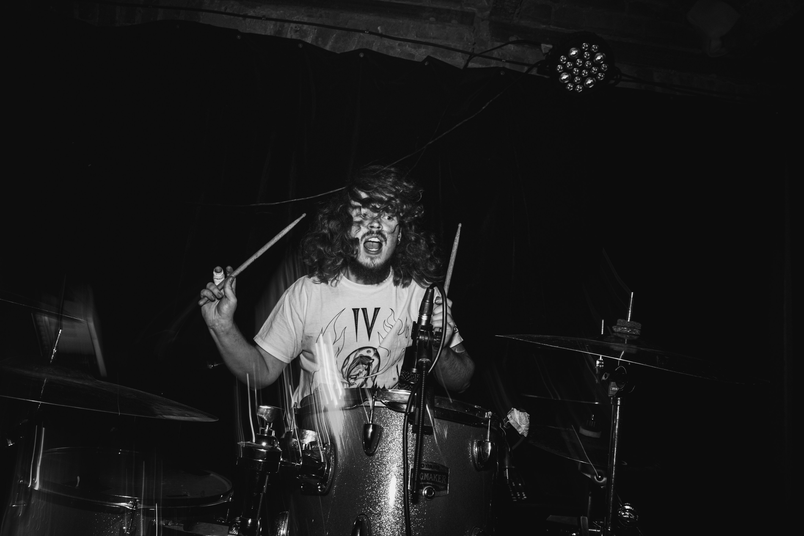 Laugar & Шумы Штормовых Широт & Пожары На Дальнем Севере 11.10.2025. Репортажный фотограф в Москве Legiodot