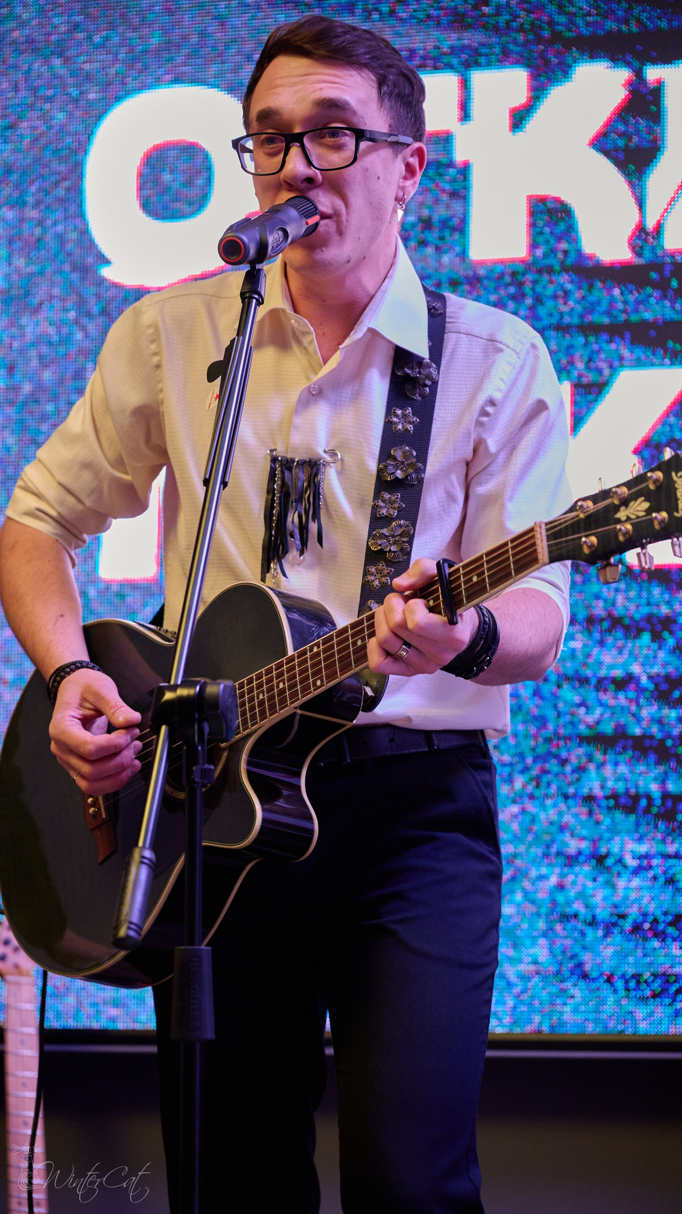 Открытый микрофон. Портретный и репортажный фотограф в Магадане Андрей Нефедов WinterCatPhoto