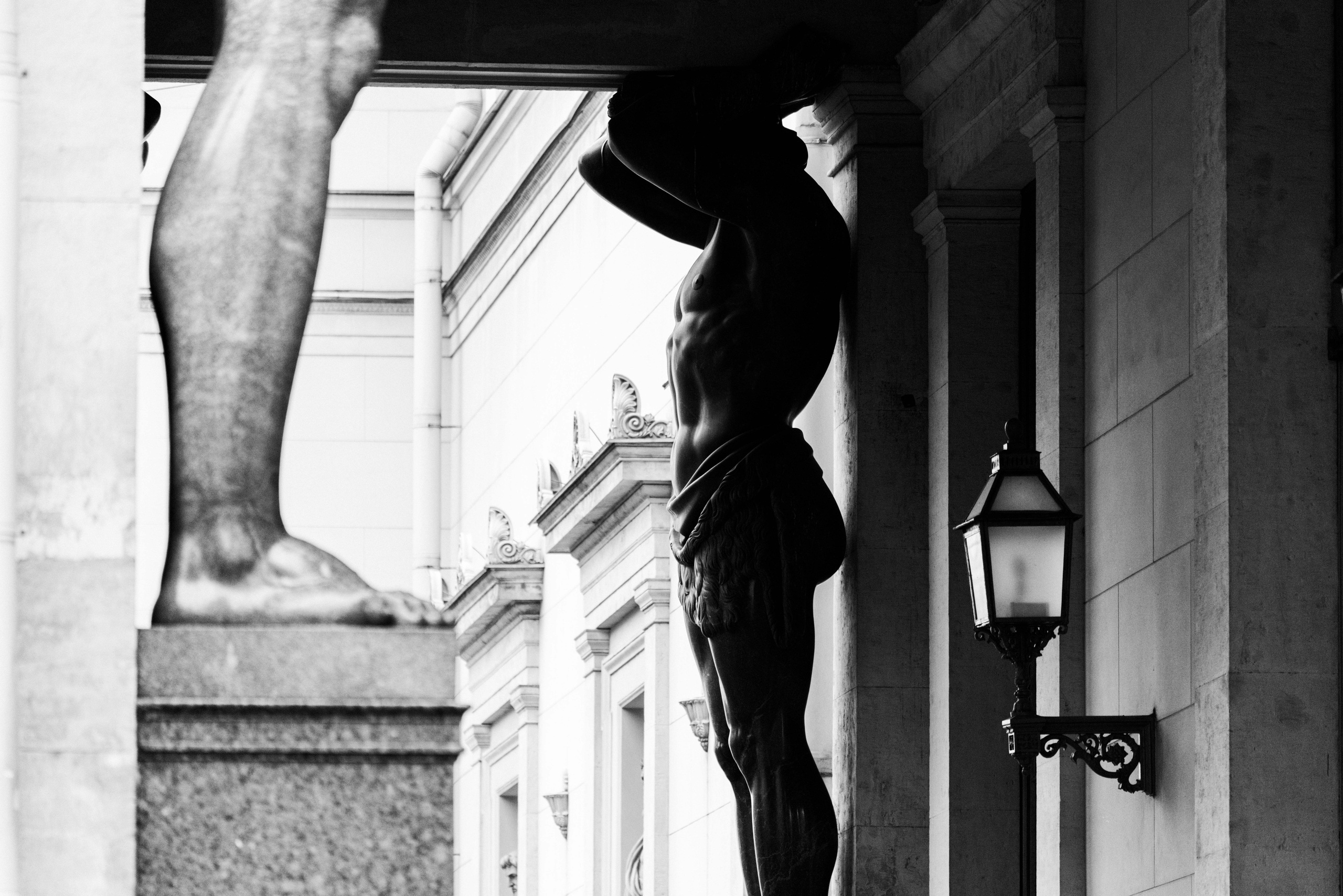 Атланты. Фотограф Балаев Михаил