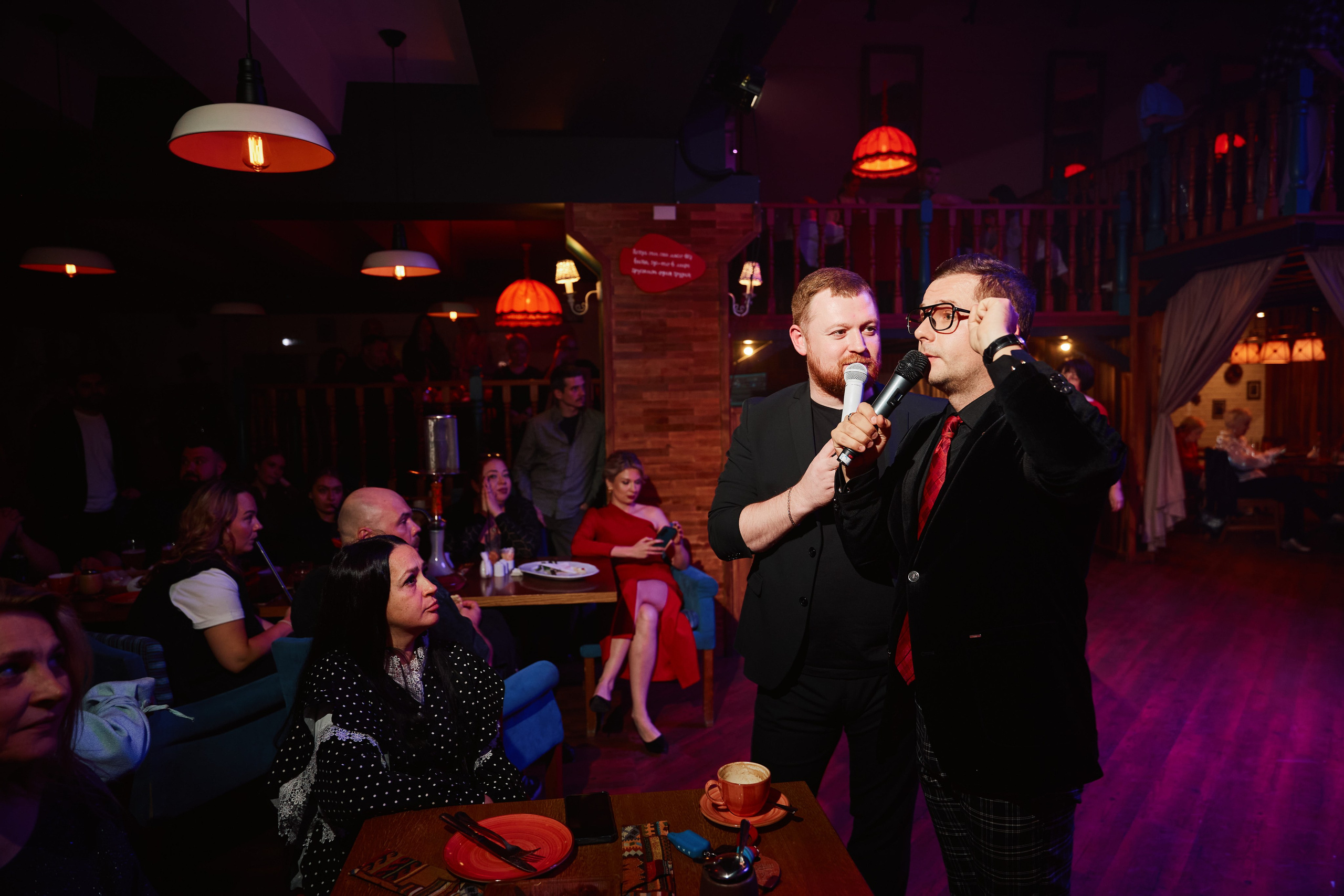 Арт-вечеринка 2026. Фотограф и видеограф в Кургане Леонид Корнильев