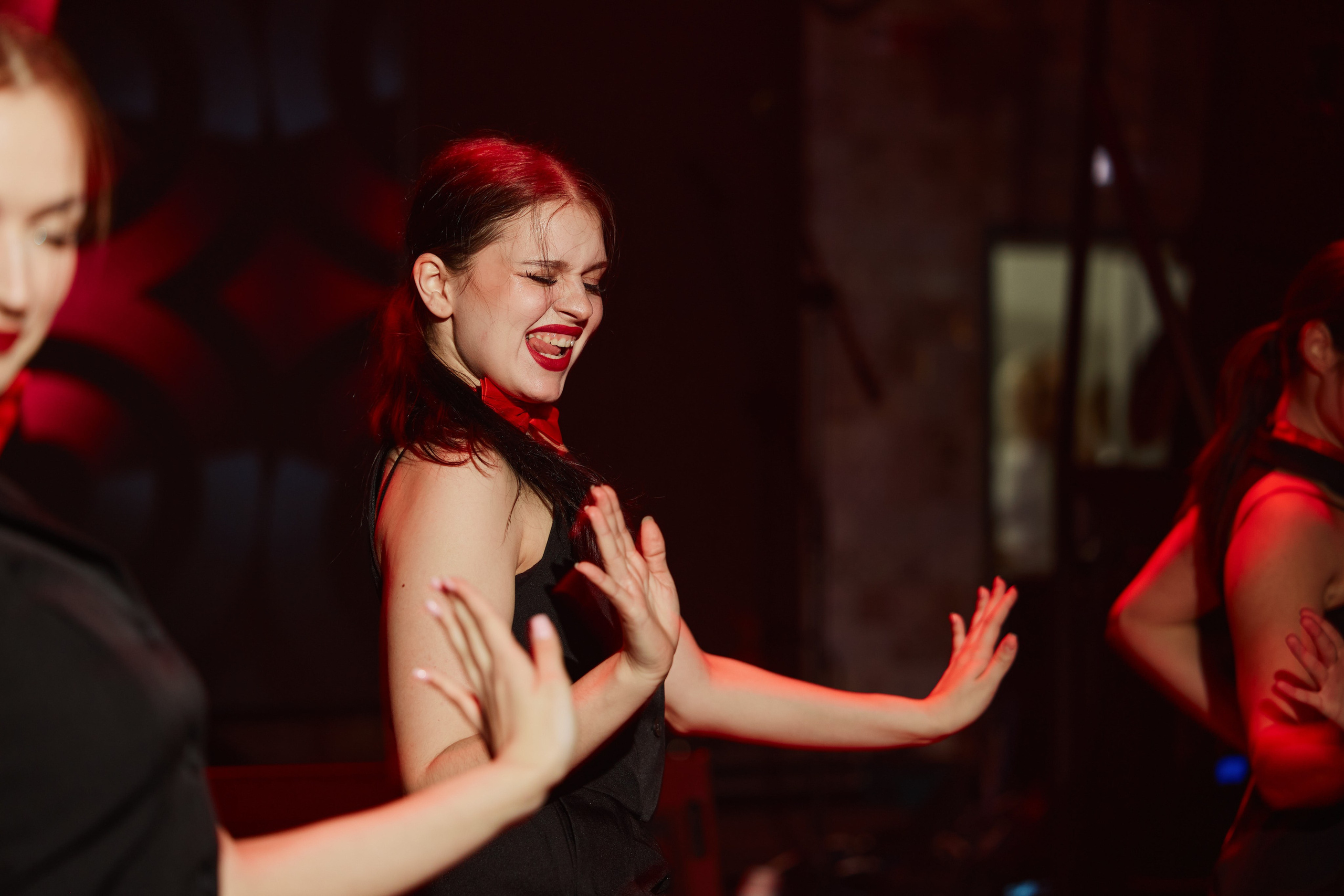 Арт-вечеринка 2026. Фотограф и видеограф в Кургане Леонид Корнильев