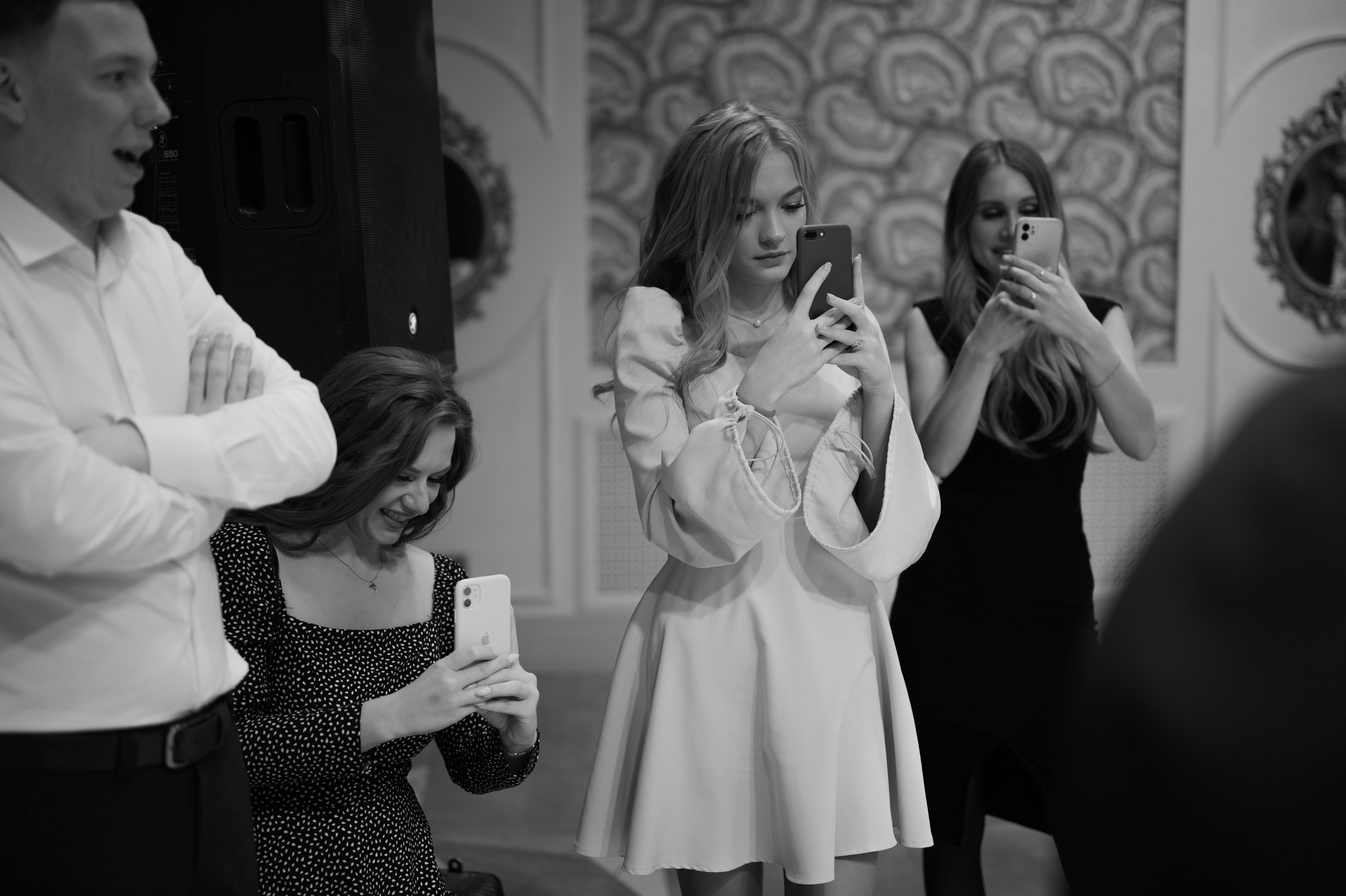 Вячеслав и Екатерина / банкетный зал Savory House. Свадебный фотограф Йошкар-Ола Казань