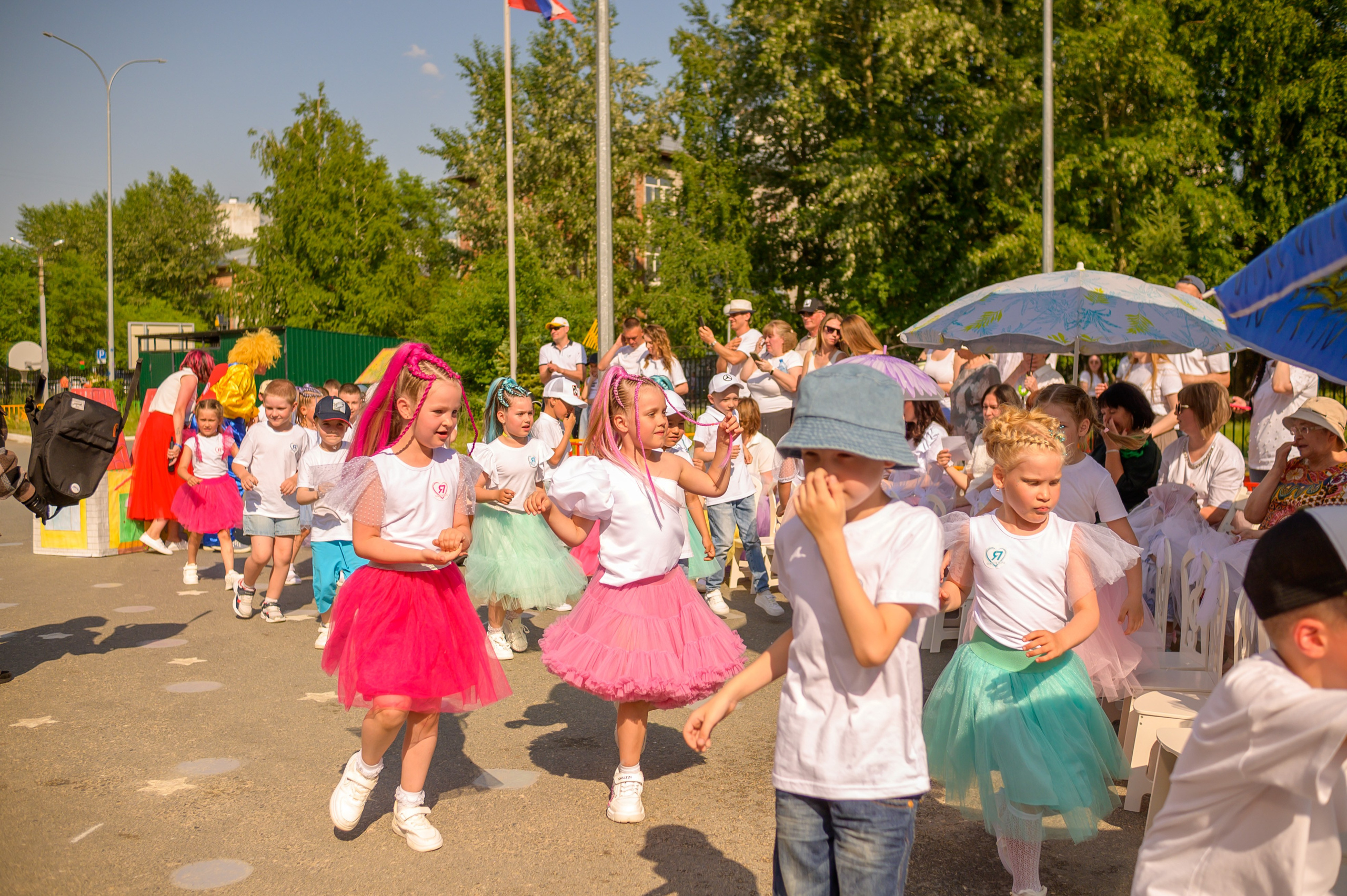 Репортаж выпускного группа «Фантазёры» 3 садик. Фотограф новорожденных, семейный детский в Тюмени Татьяна Морозова