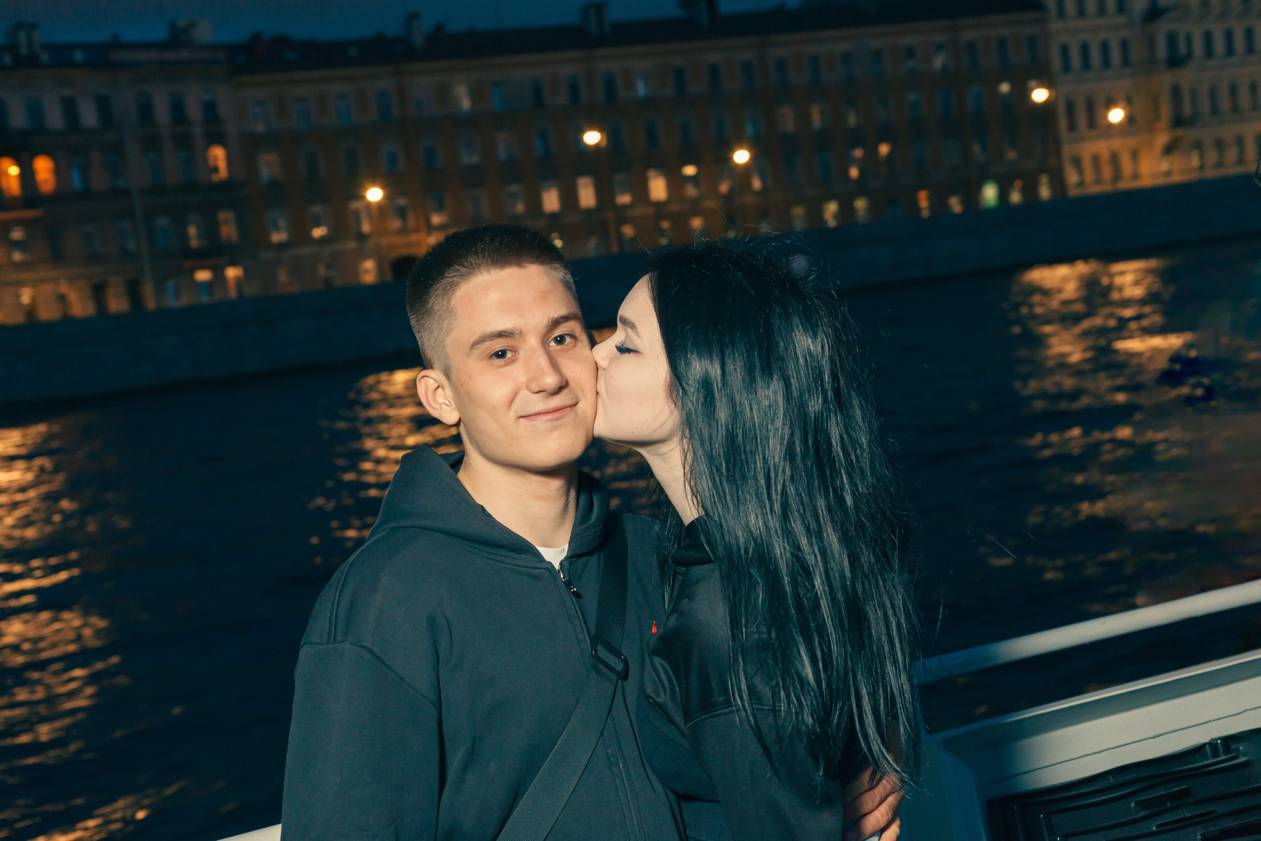 Ночь на Неве. Фотограф в Санкт — Петербурге Валерий Гаухман