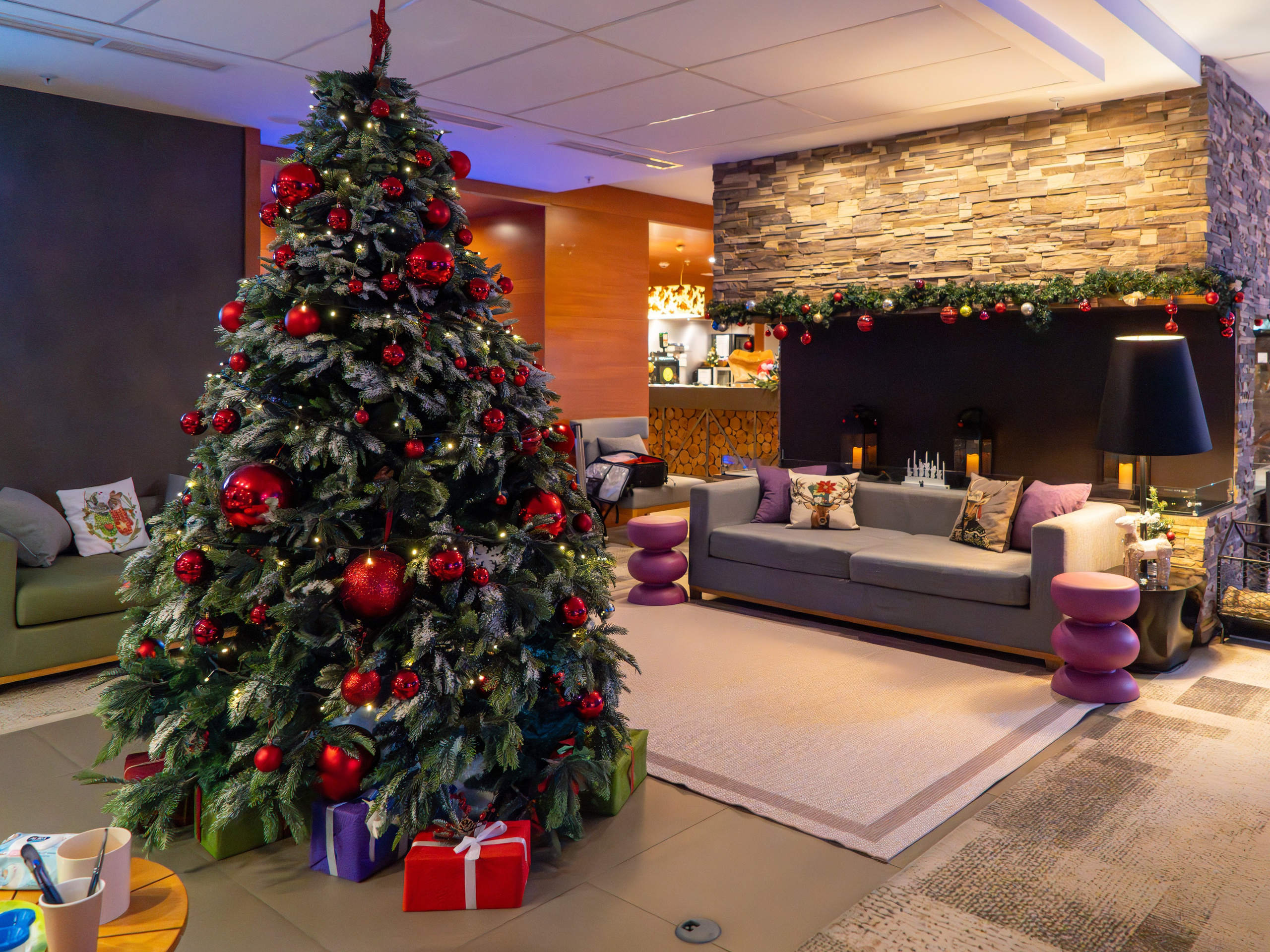 Новый год 2024 в ресторане Эрбелия. Репортажный фотограф в Красной Поляне и Сочи Павлюченко Екатерина