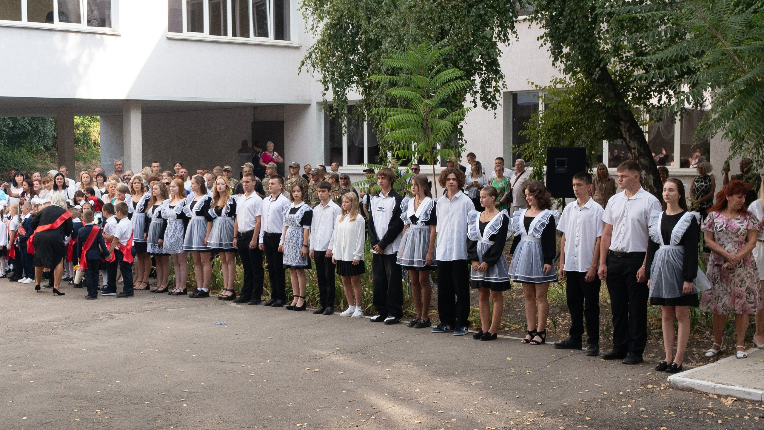 Сборные со школ. Фотограф в РФ и ЛНР Юлия Федосеева