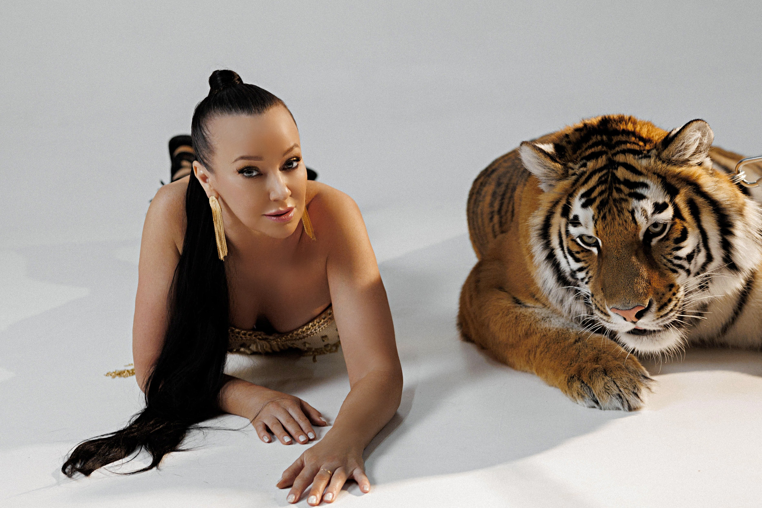 Фотосессия с тигром. Иванова Ирина Свадебный и семейный фотограф г. Уфа
