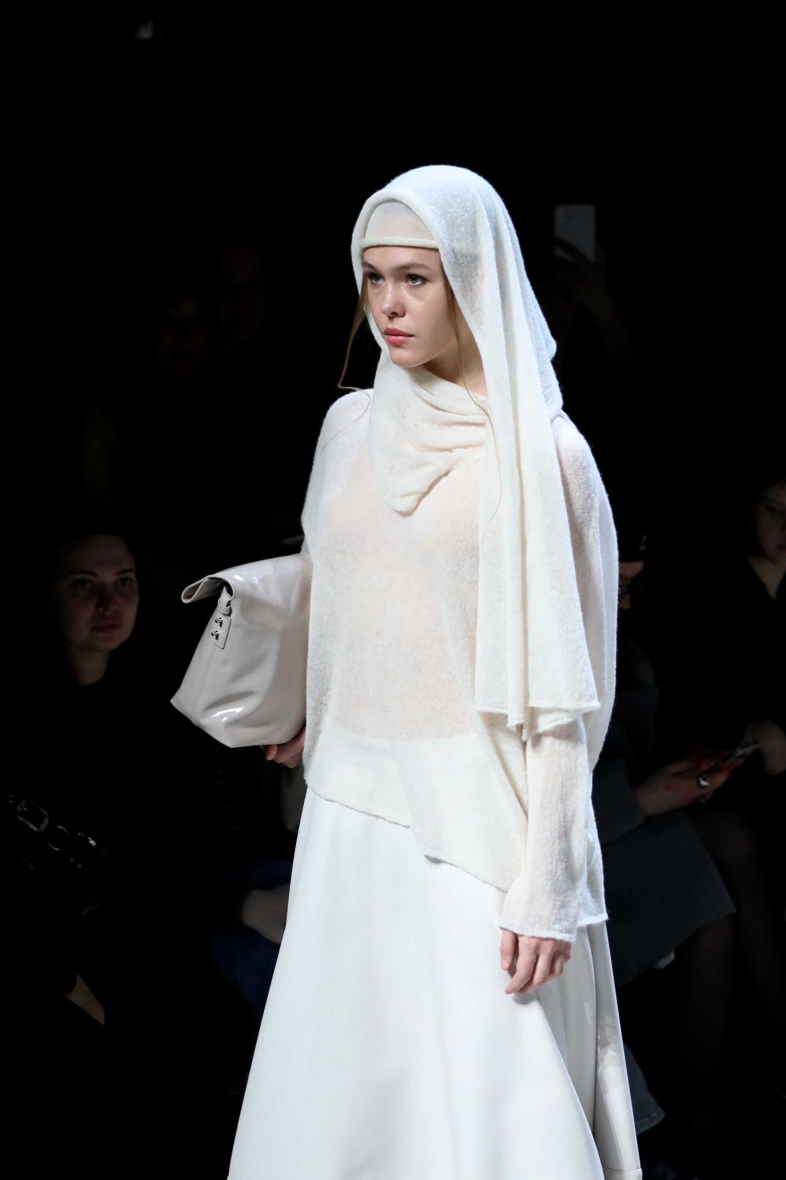 Коллекции Lesel (Москва): MFW 15 марта 2025 года. Фотосессии и репортаж — Фотограф в Москве — Рина Серёгина