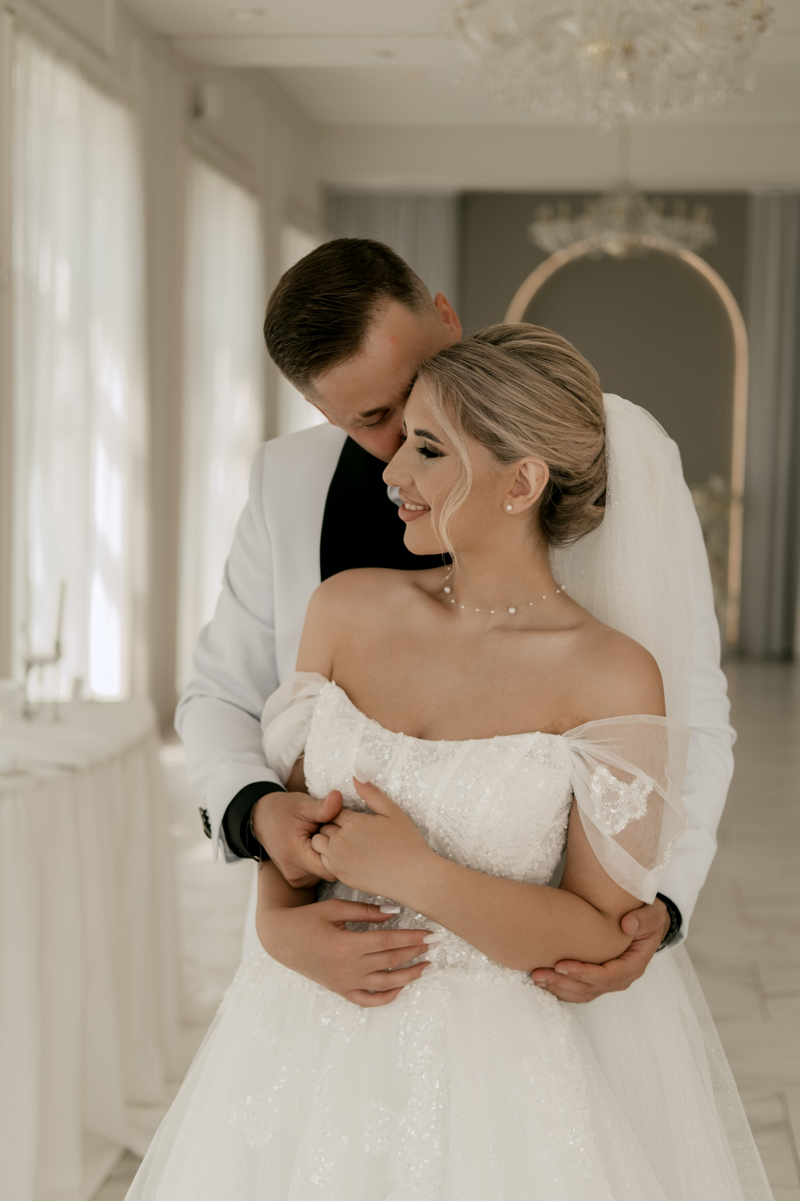 Тимур и Валерия. Свадебный фотограф Челябинск