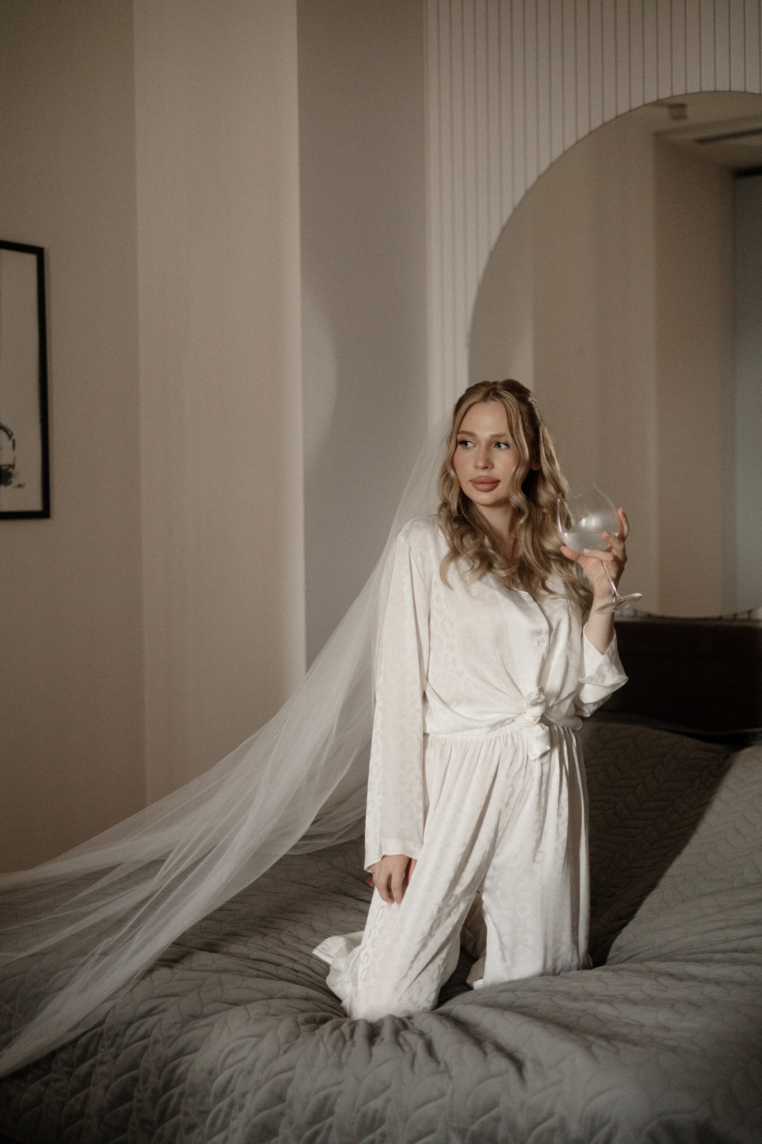 Арина и Дима. Сборы, роспись и прогулка. Свадебный и портретный фотограф в Москве Анастасия Масюк