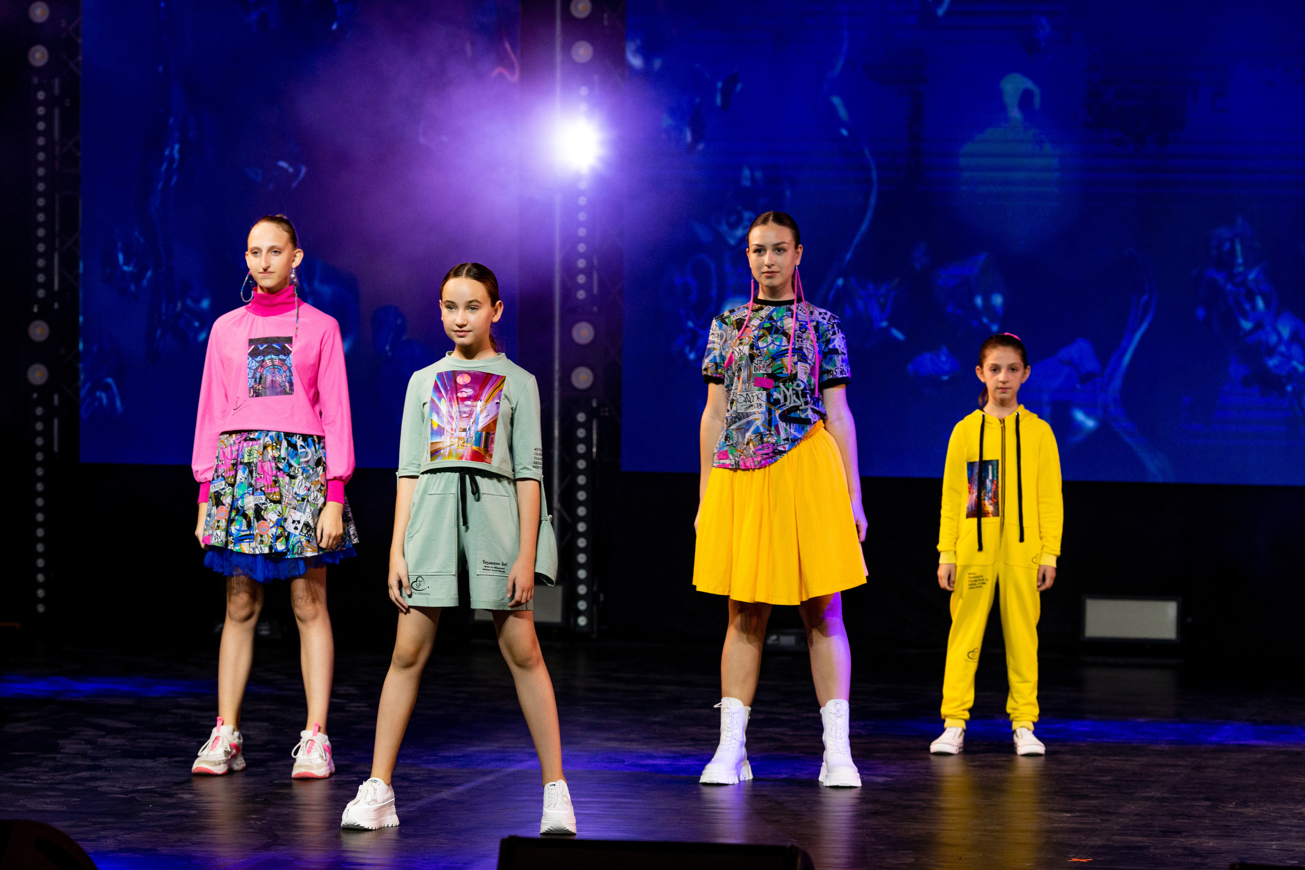 Показ МОСТ Сочи-2023. Семейный и детский фотограф Эльвира Билибина