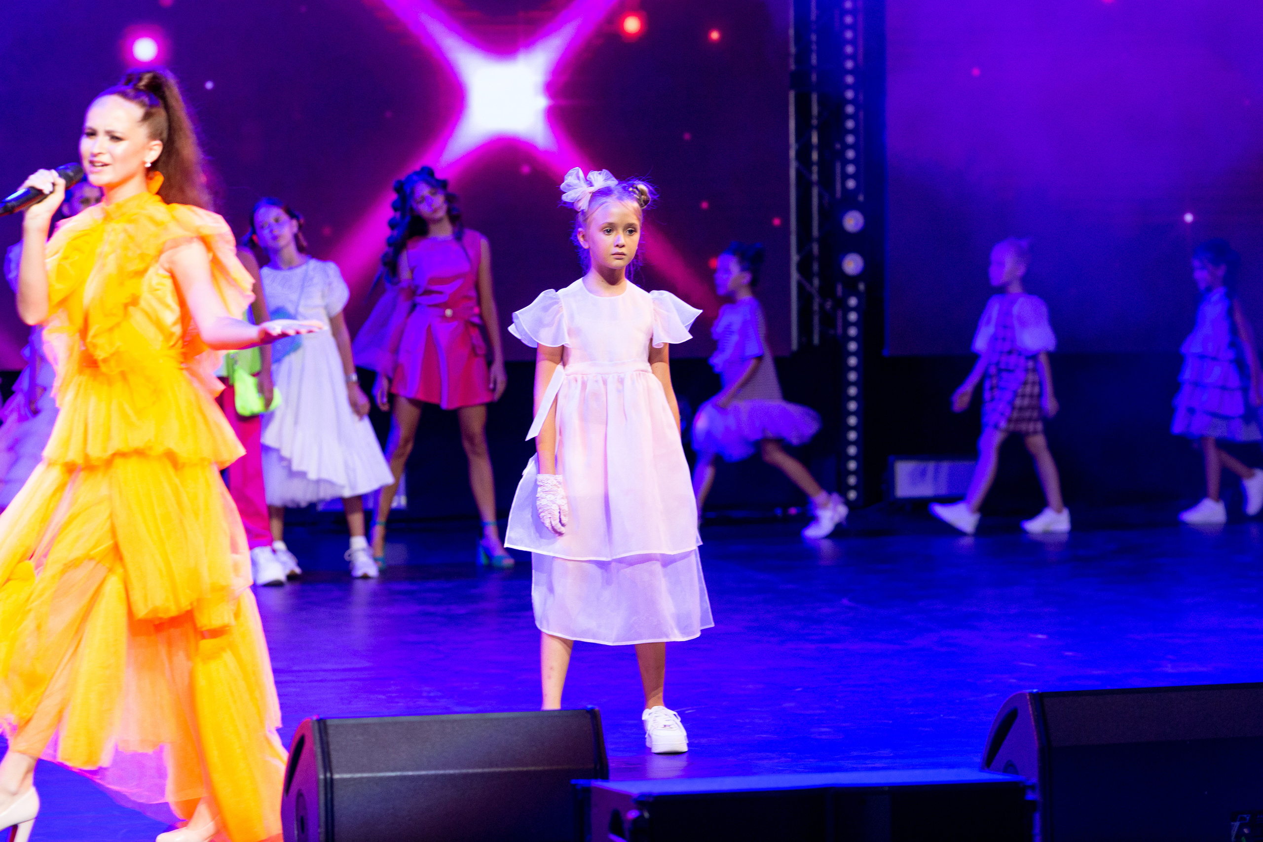 Показ МОСТ Сочи-2023. Семейный и детский фотограф Эльвира Билибина