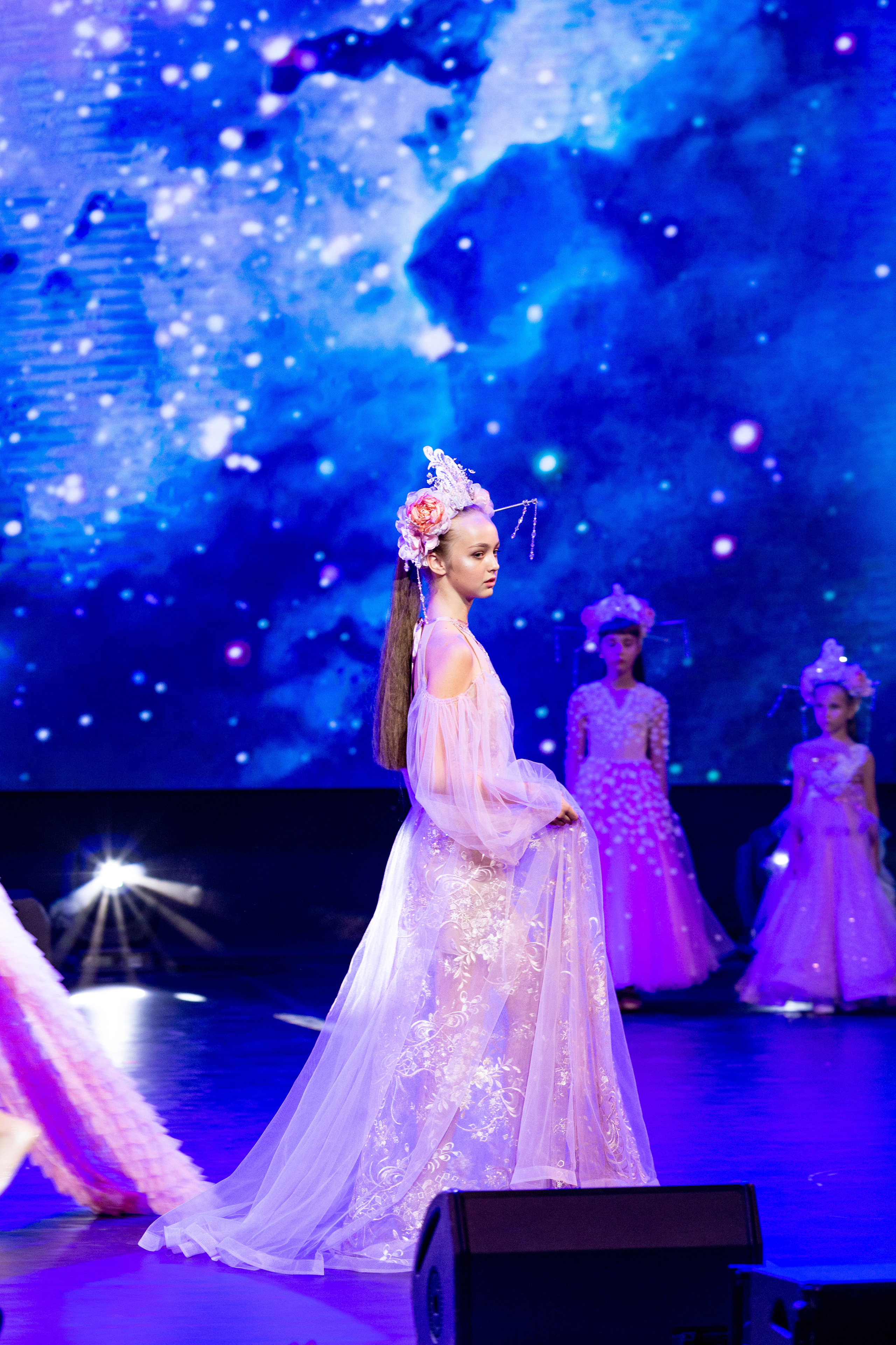 Показ МОСТ Сочи-2023. Семейный и детский фотограф Эльвира Билибина